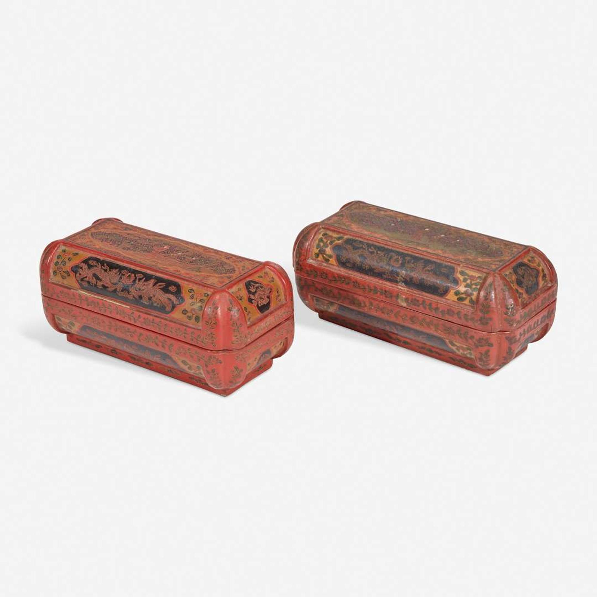 An associated pair of Chinese incised lacquer boxes 戗金漆盒一对 Late 16th / early 17th century ???????????