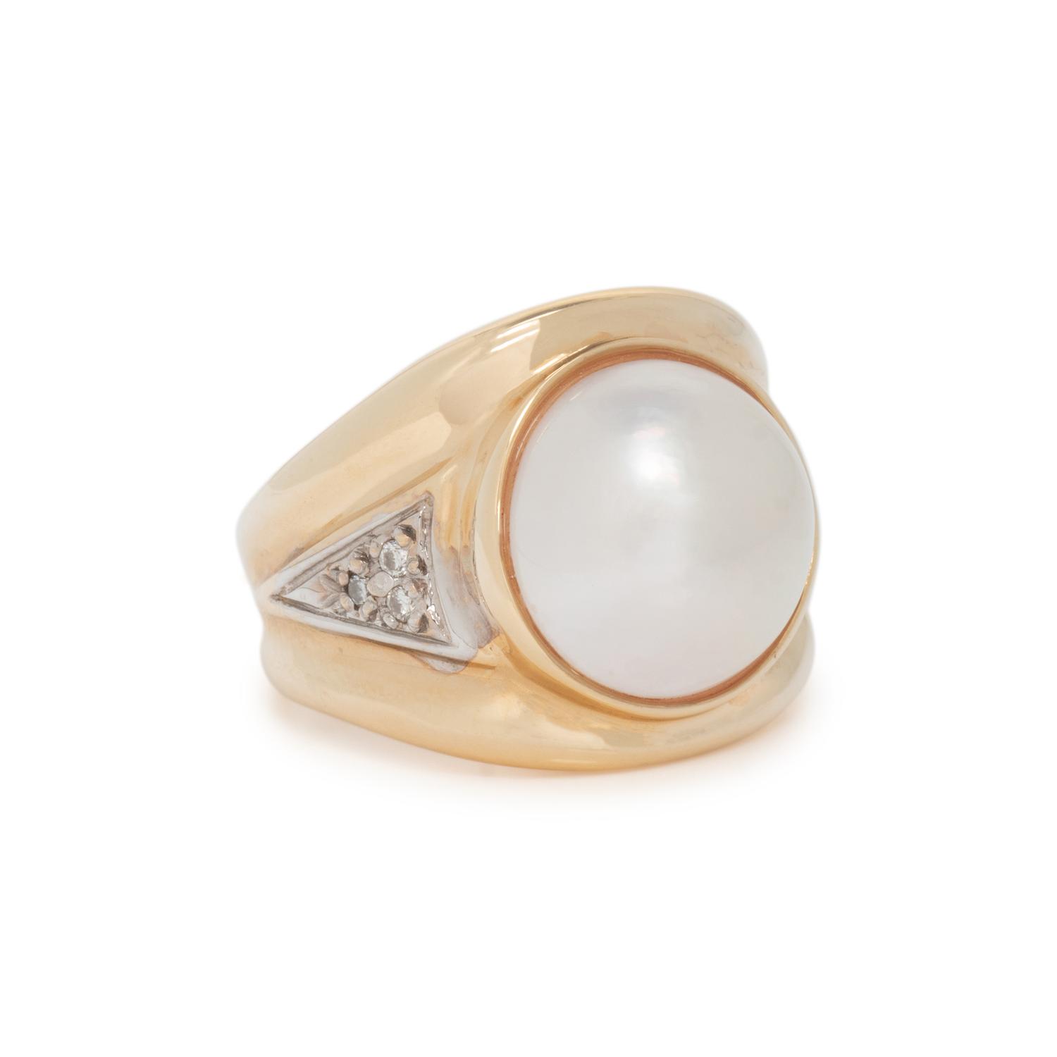 CULTURED MABE PEARL AND DIAMOND RING