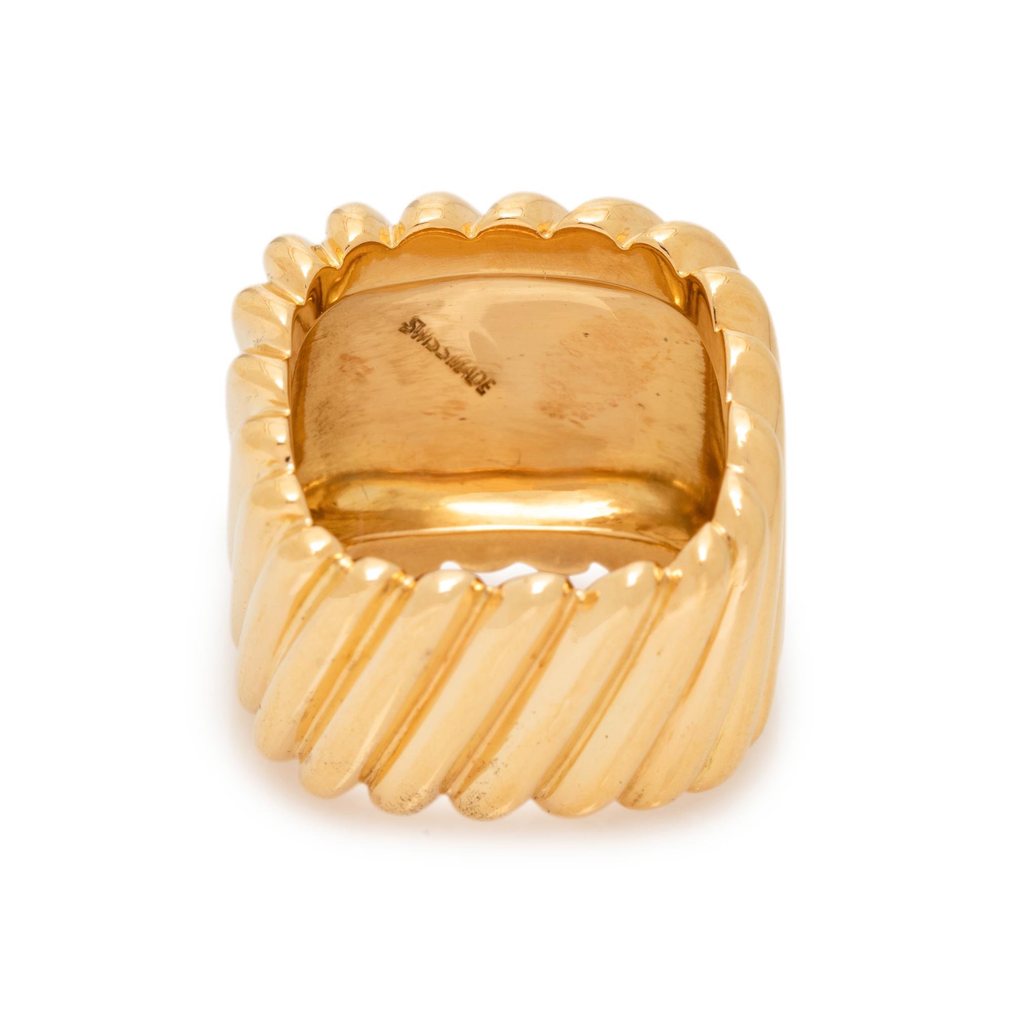 SCHLUGER, YELLOW GOLD RING