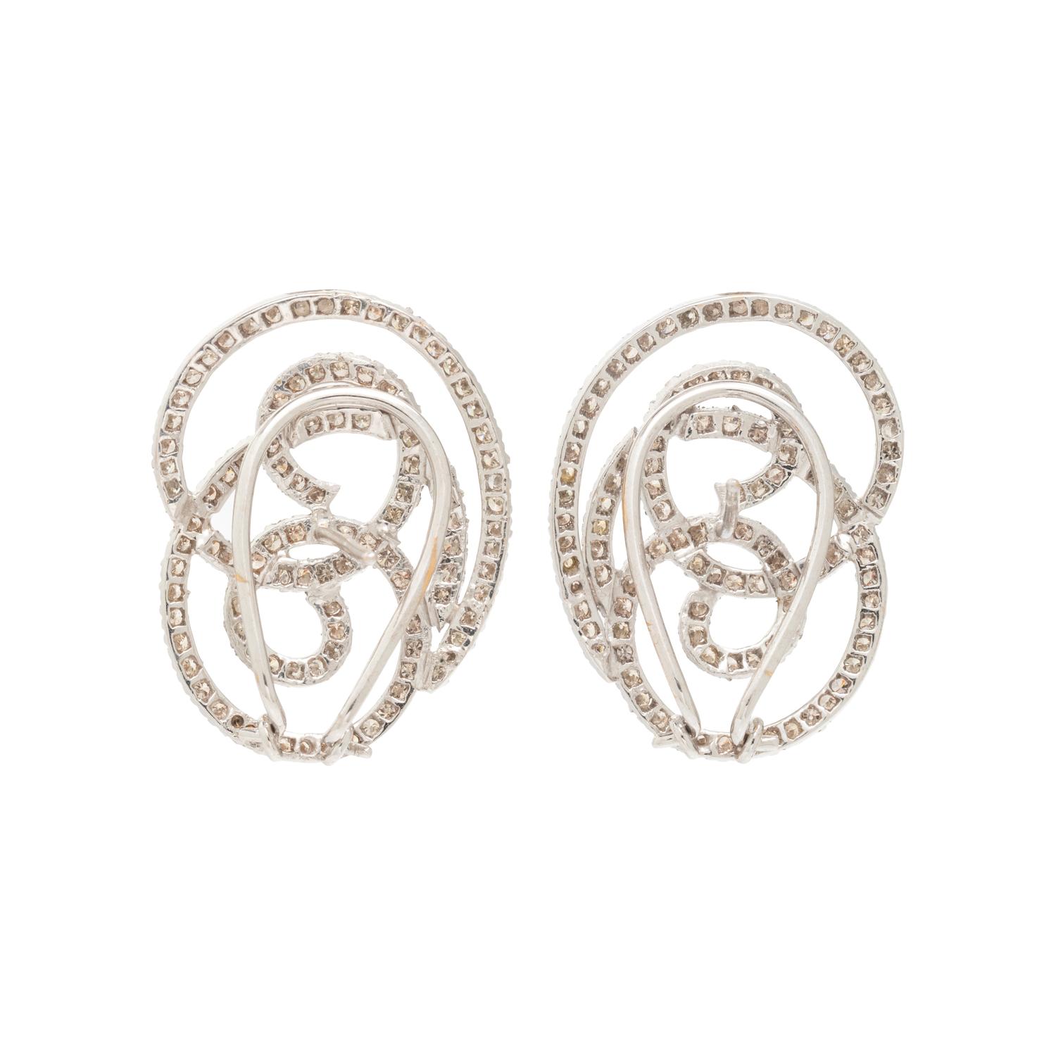 WHITE GOLD AND DIAMOND EARCLIPS