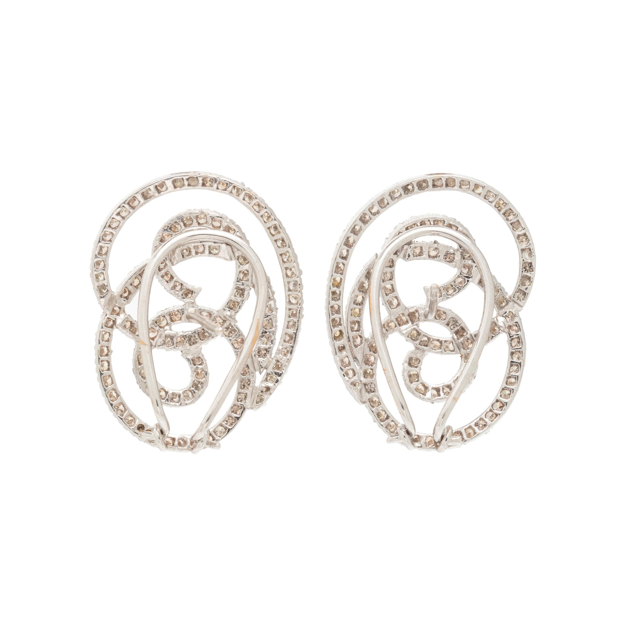 WHITE GOLD AND DIAMOND EARCLIPS