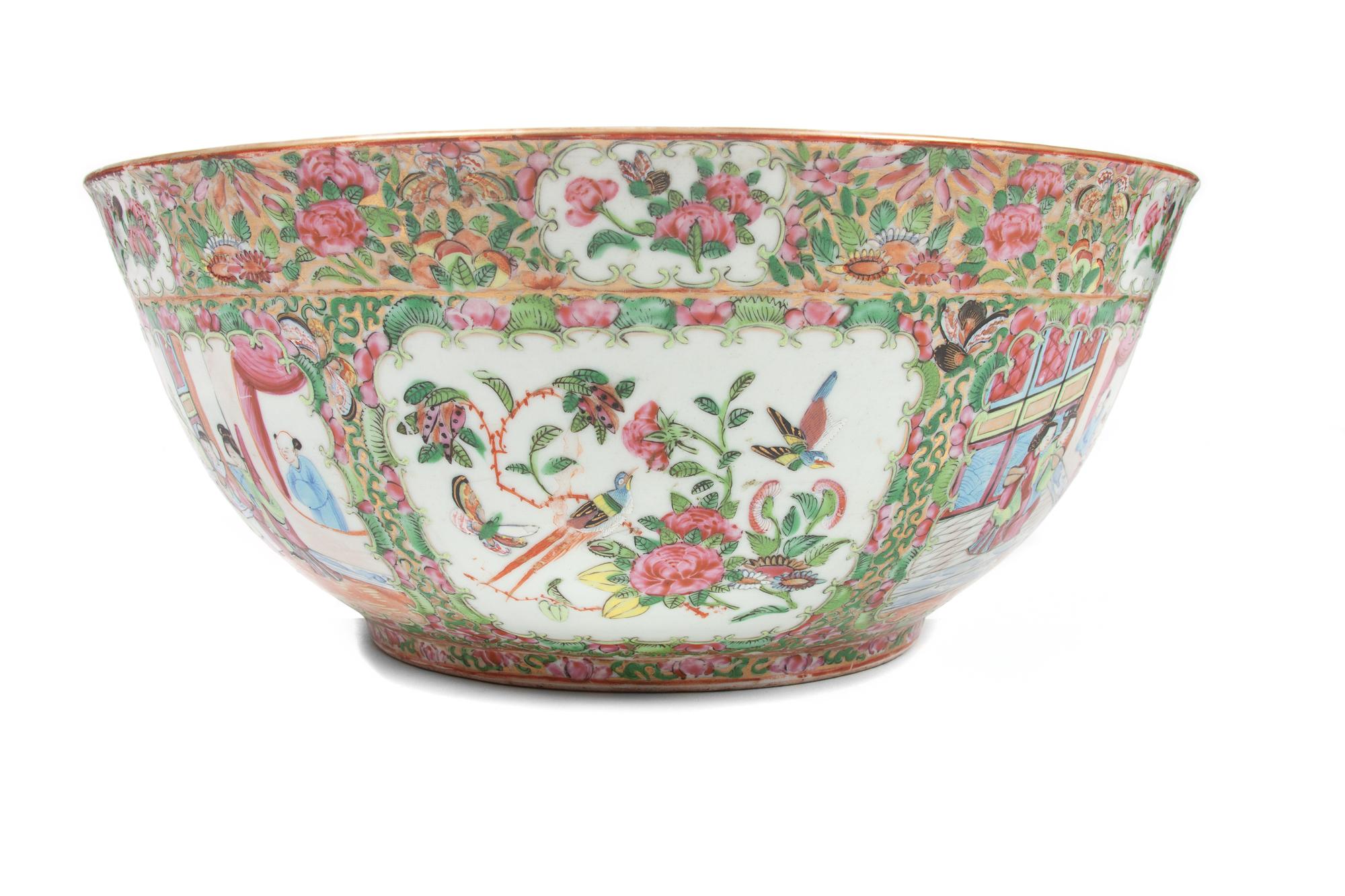 A Chinese Export Rose Medallion Porcelain Bowl