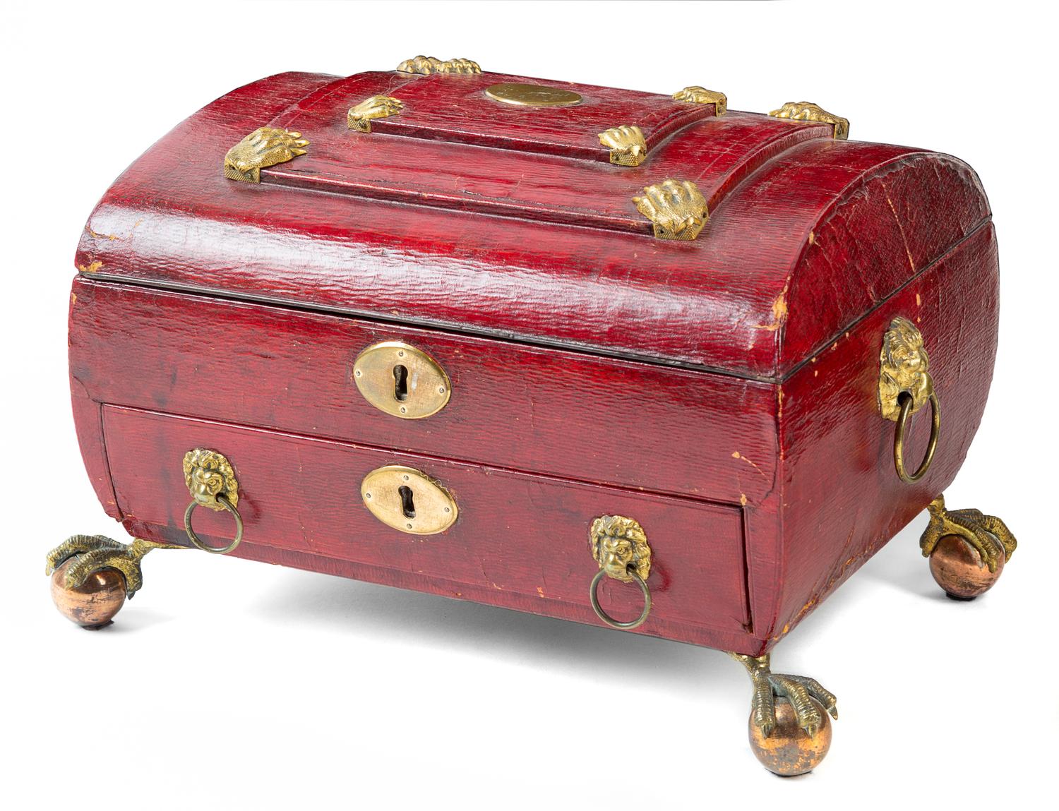 An English Leather Veneered Jewelry Box Height 7 1/2 x width 10 1/2 x depth 8 inches. — 19TH CENTURY