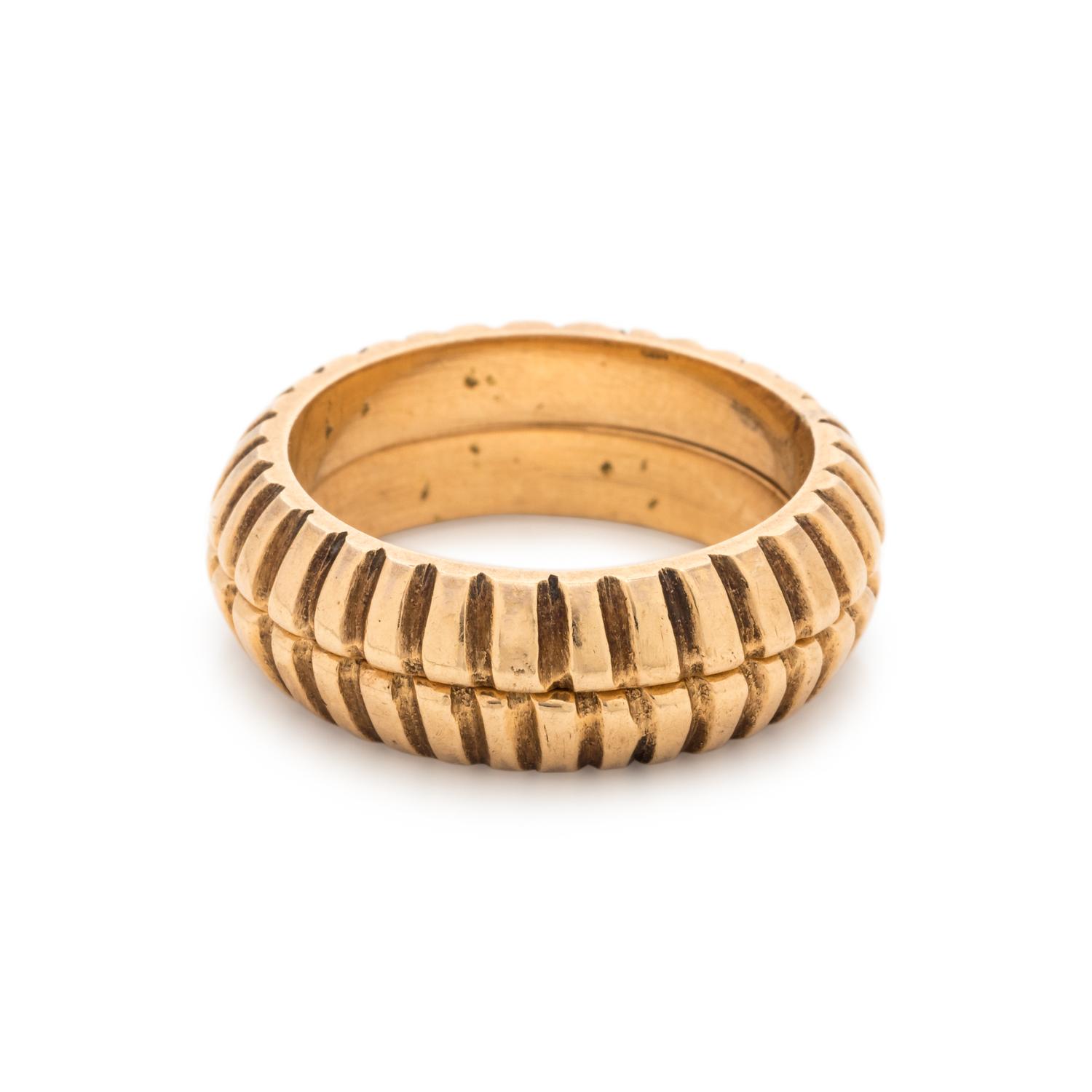 PAIR OF YELLOW GOLD RINGS