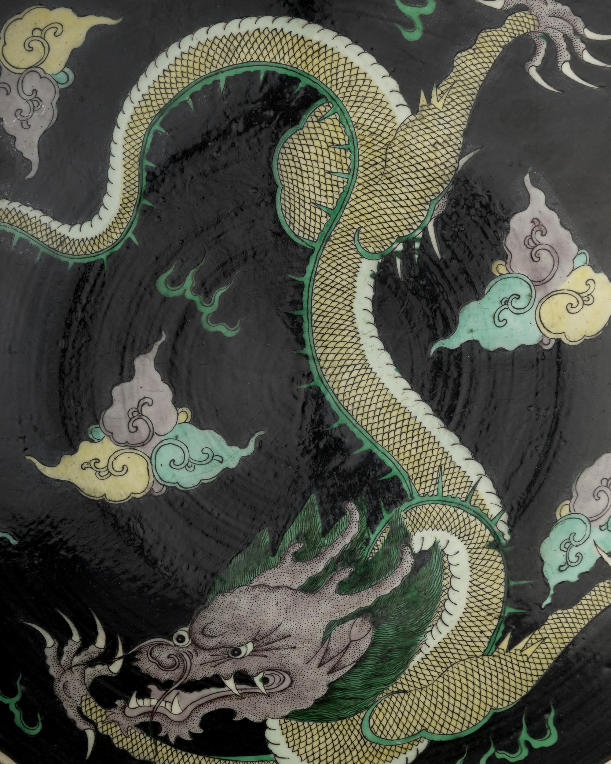 A Chinese Famille Noire Porcelain 'Dragon' Charger