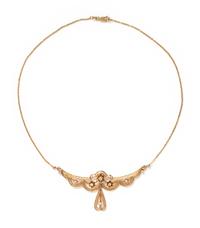 YELLOW GOLD AND DIAMOND NECKLACE