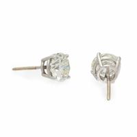DIAMOND AND WHITE GOLD STUD EARRINGS
