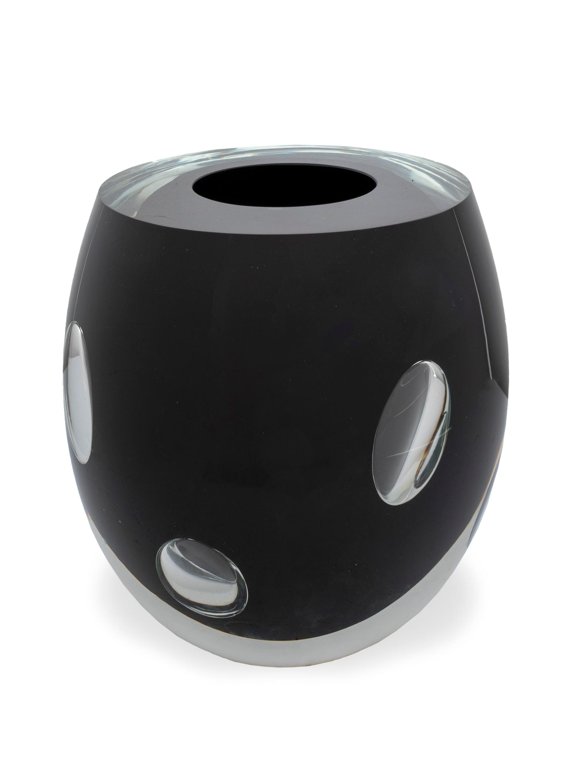 Claritas Vase