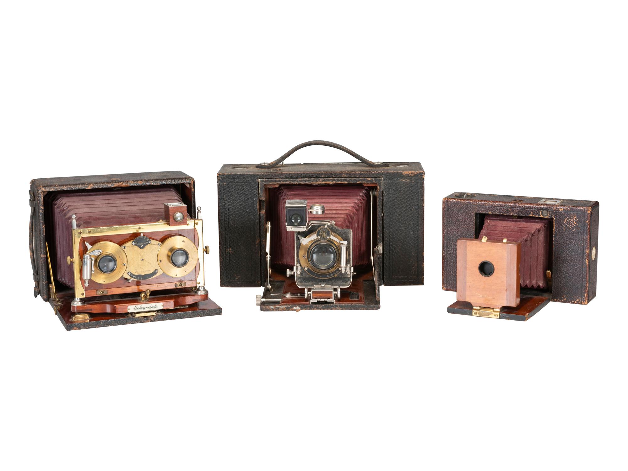 [EARLY PHOTOGRAPHY] 3 late 19th-early 20th century cameras, highlighted by Stereo Solograph camera.