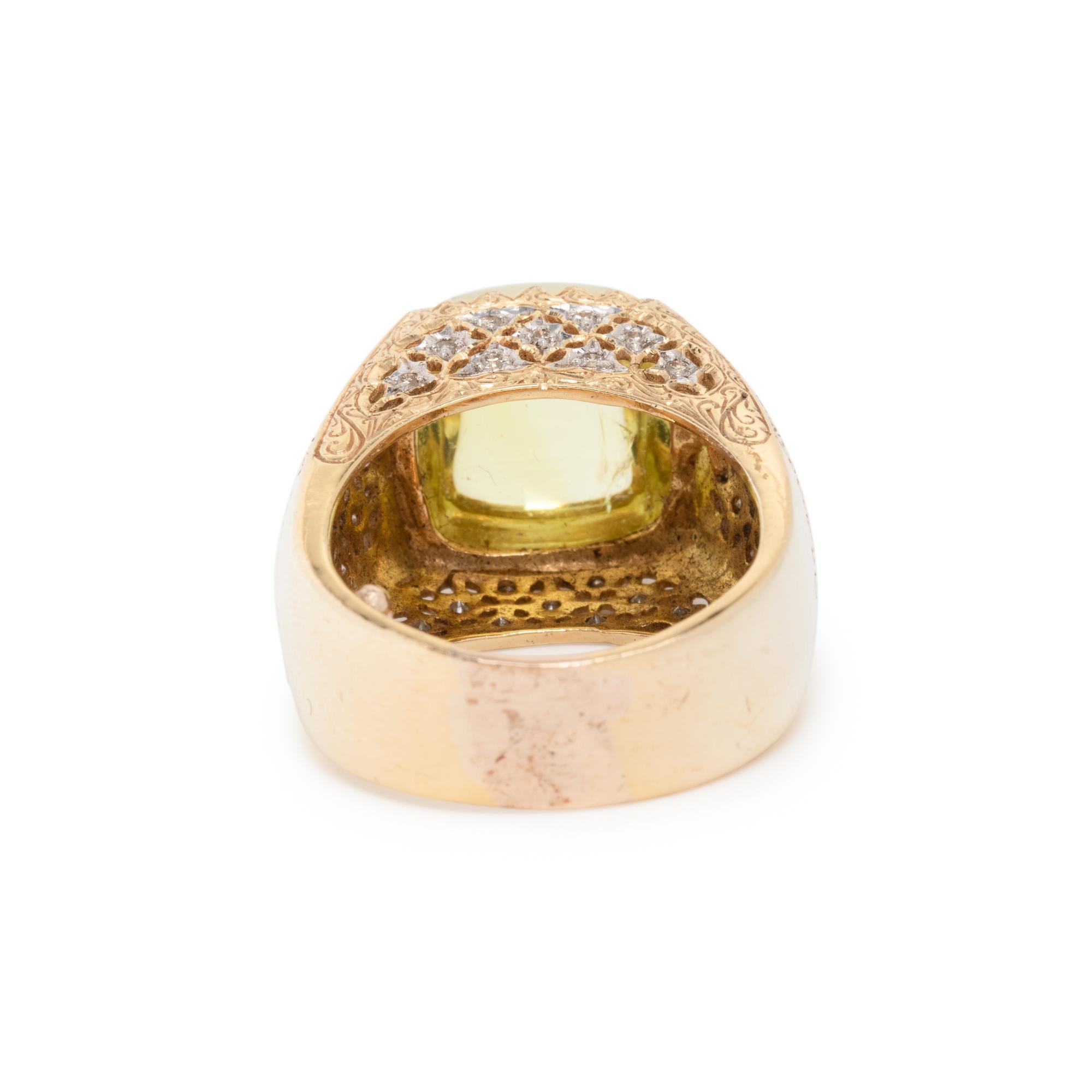 BICOLOR GOLD, PERIDOT AND DIAMOND RING