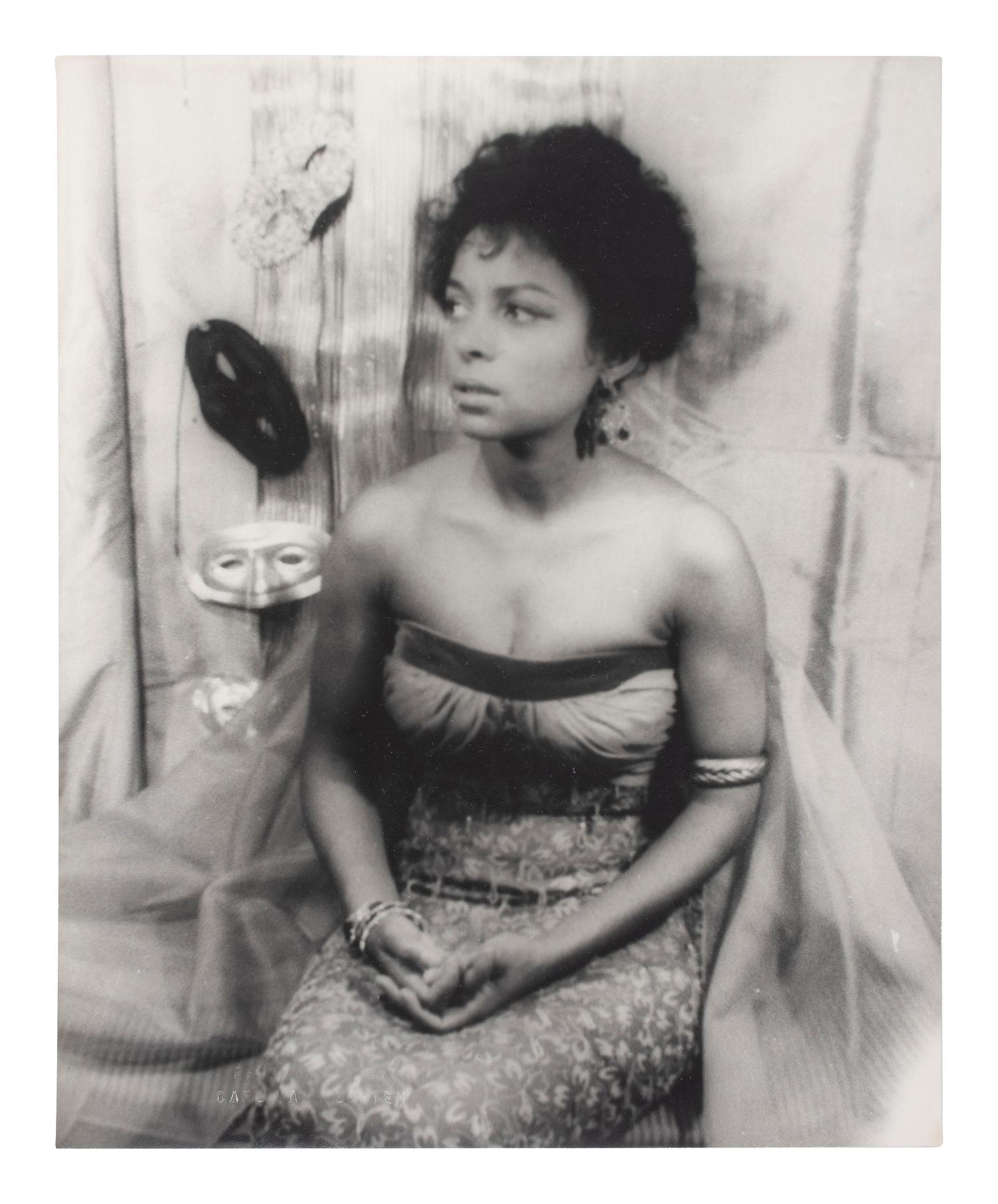 [PHOTOGRAPHY]. VAN VECHTEN, Carl (1880-1964), photographer. Portrait of Ruby Dee. 25 September 1962.