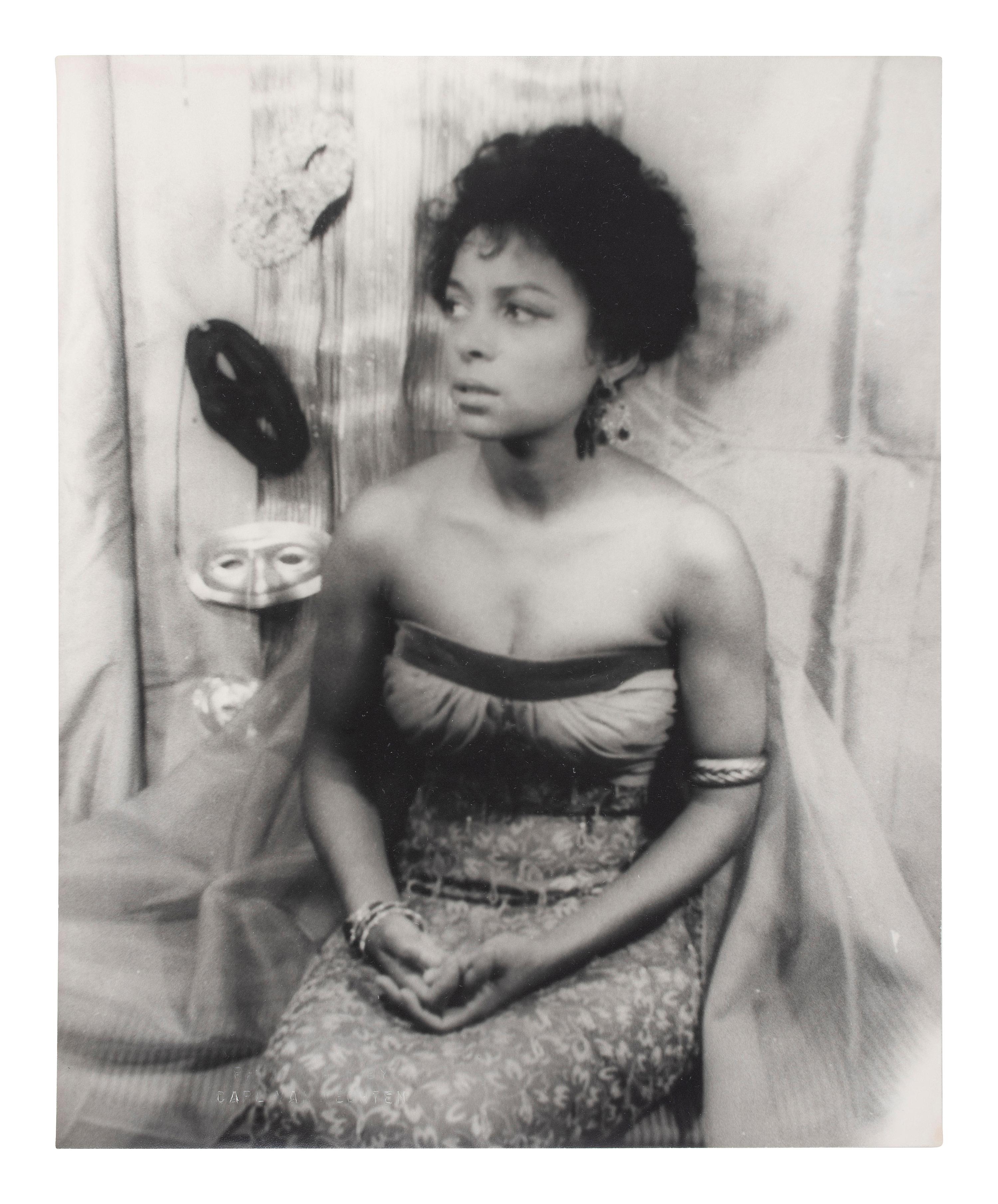 [PHOTOGRAPHY]. VAN VECHTEN, Carl (1880-1964), photographer. Portrait of Ruby Dee. 25 September 1962.