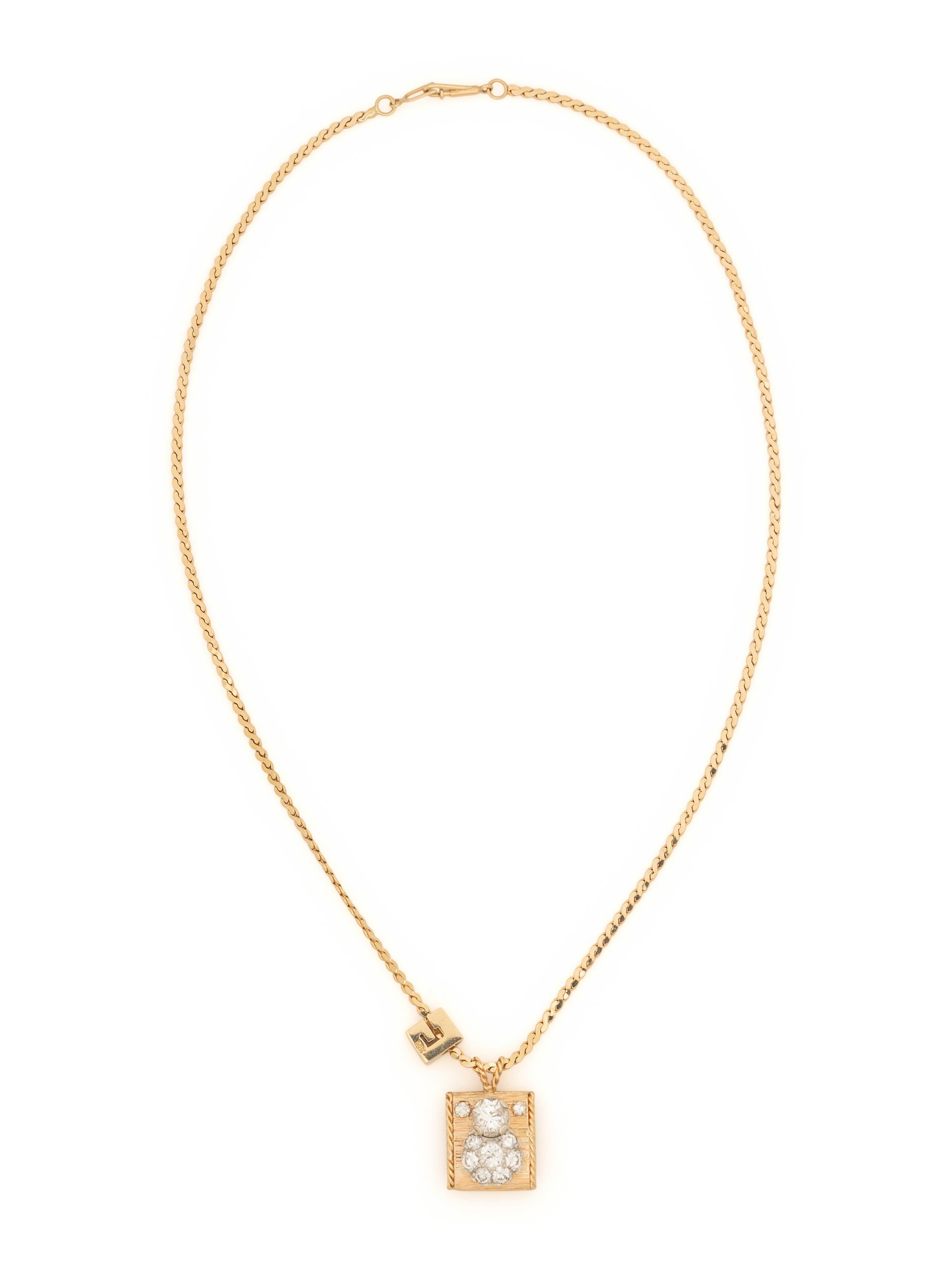 YELLOW GOLD AND DIAMOND PENDANT NECKLACE