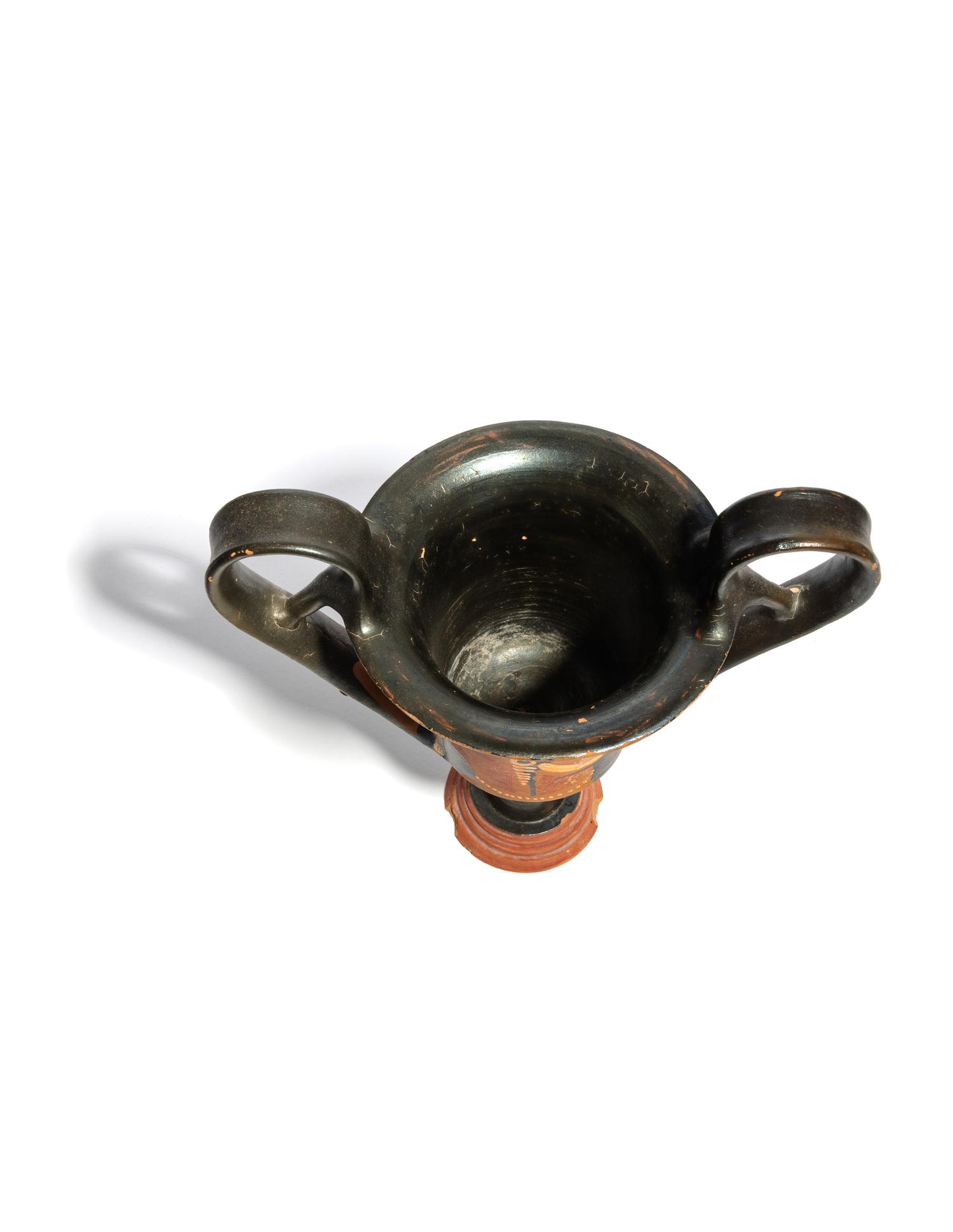 An Apulian Red-Figured Kantharos