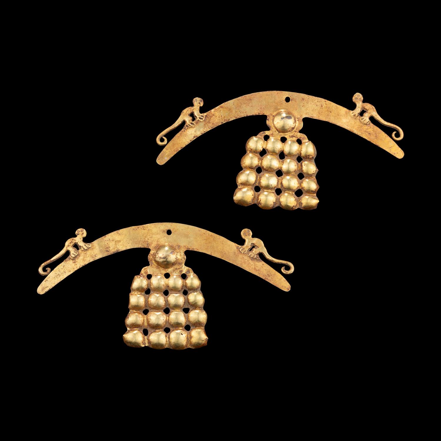 A Pair of Narino Gold Earrings
