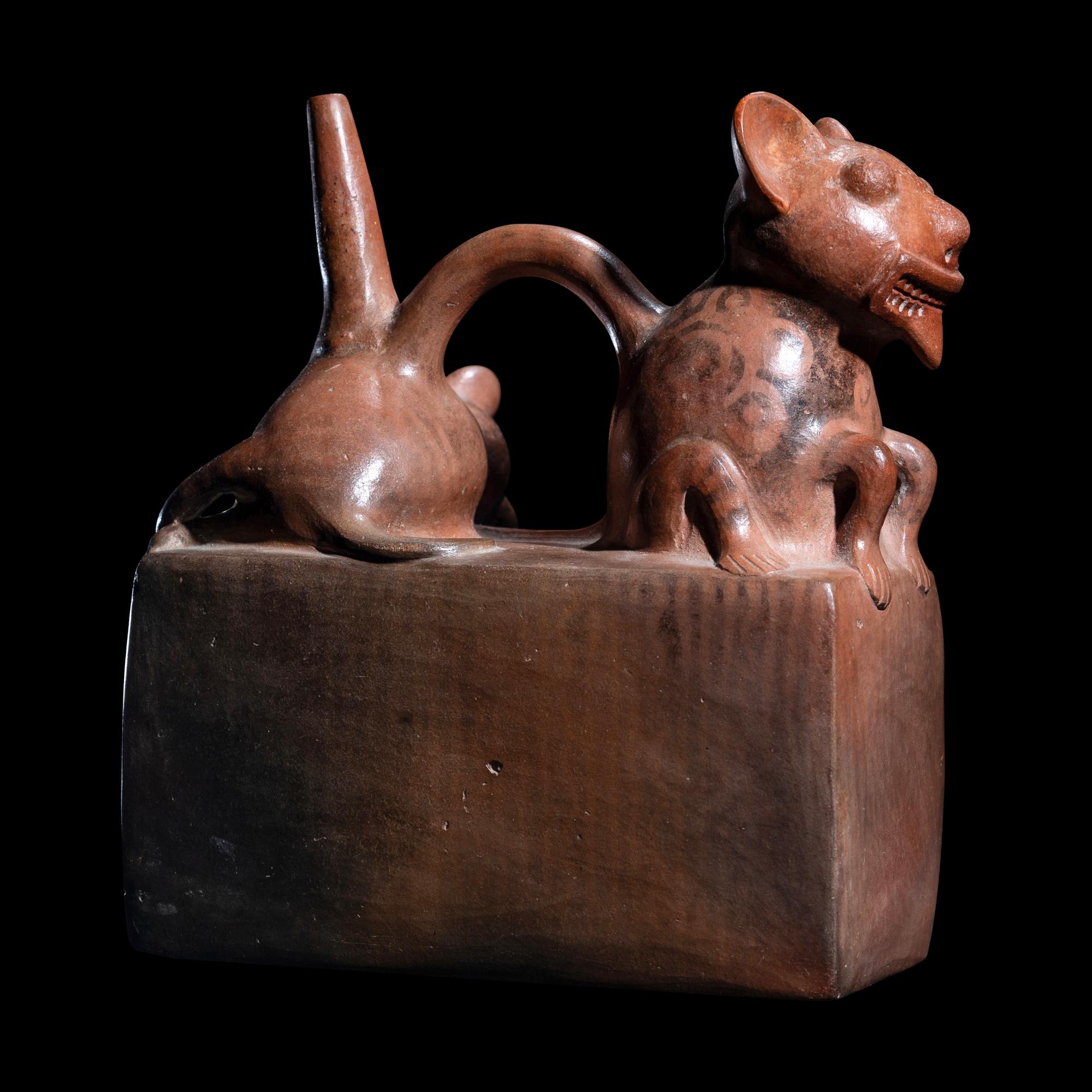 A Salinar Animal Effigy Vessel