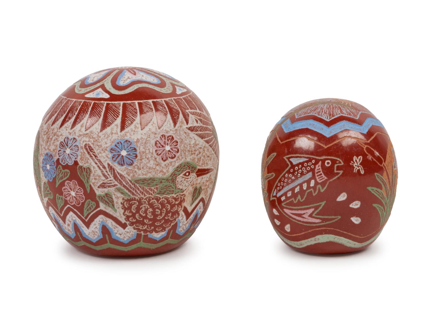 Miniature Polychrome Seed Jars, with Sgraffito Decoration