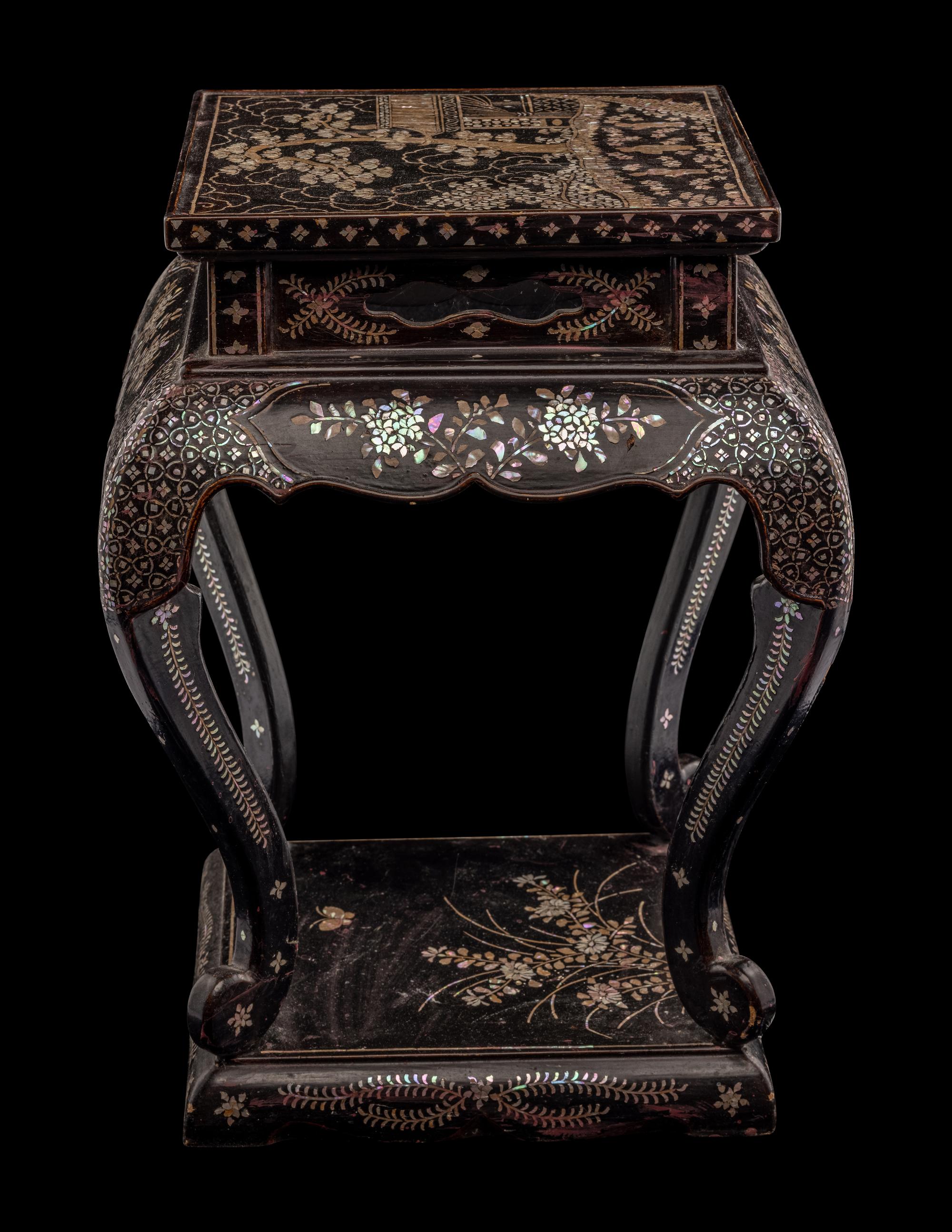 A Japanese Mother-of-Pearl Inlaid Black Lacquer Stand