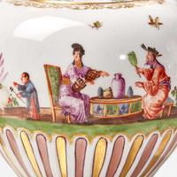 A Meissen chinoiserie porcelain tea and coffee service circa 1735