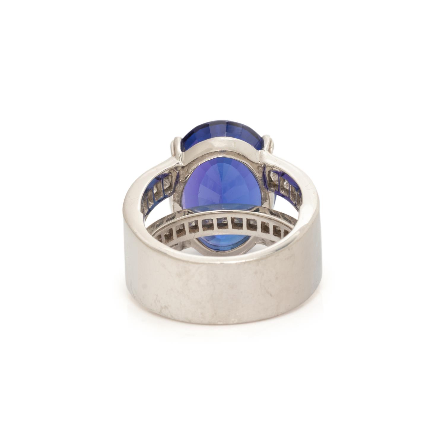TANZANITE AND DIAMOND RING