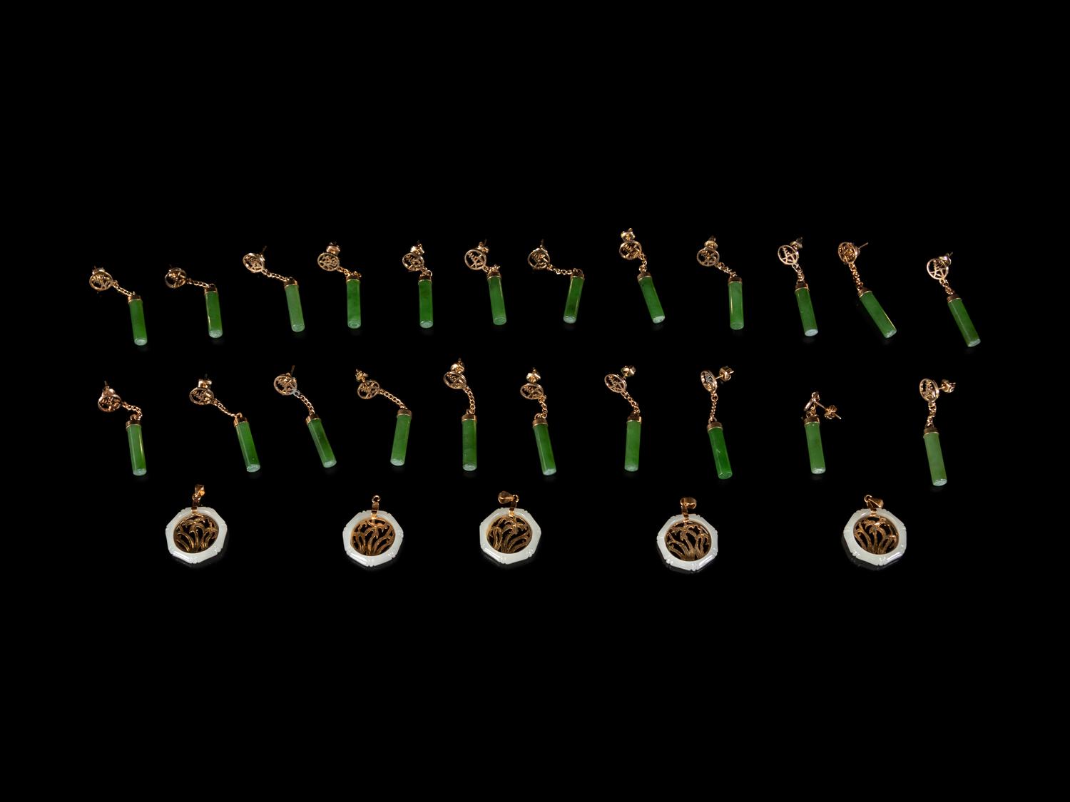 Sixteen Chinese Gilt Metal, Jade and Hardstone Jewelry