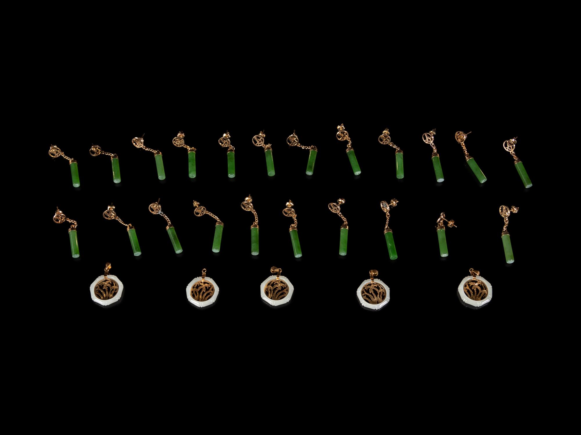 Sixteen Chinese Gilt Metal, Jade and Hardstone Jewelry