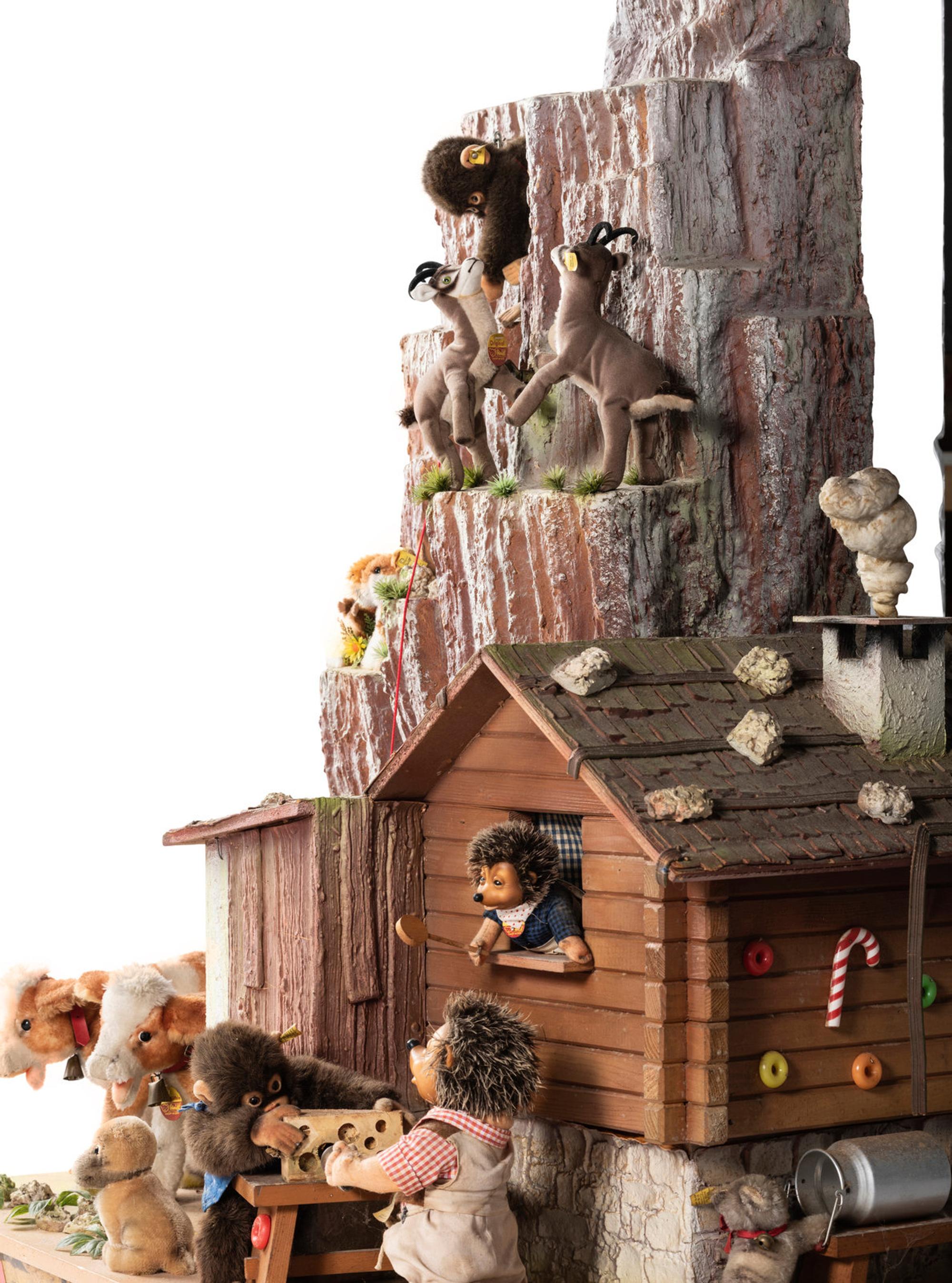 A Large Steiff Store Display Automaton