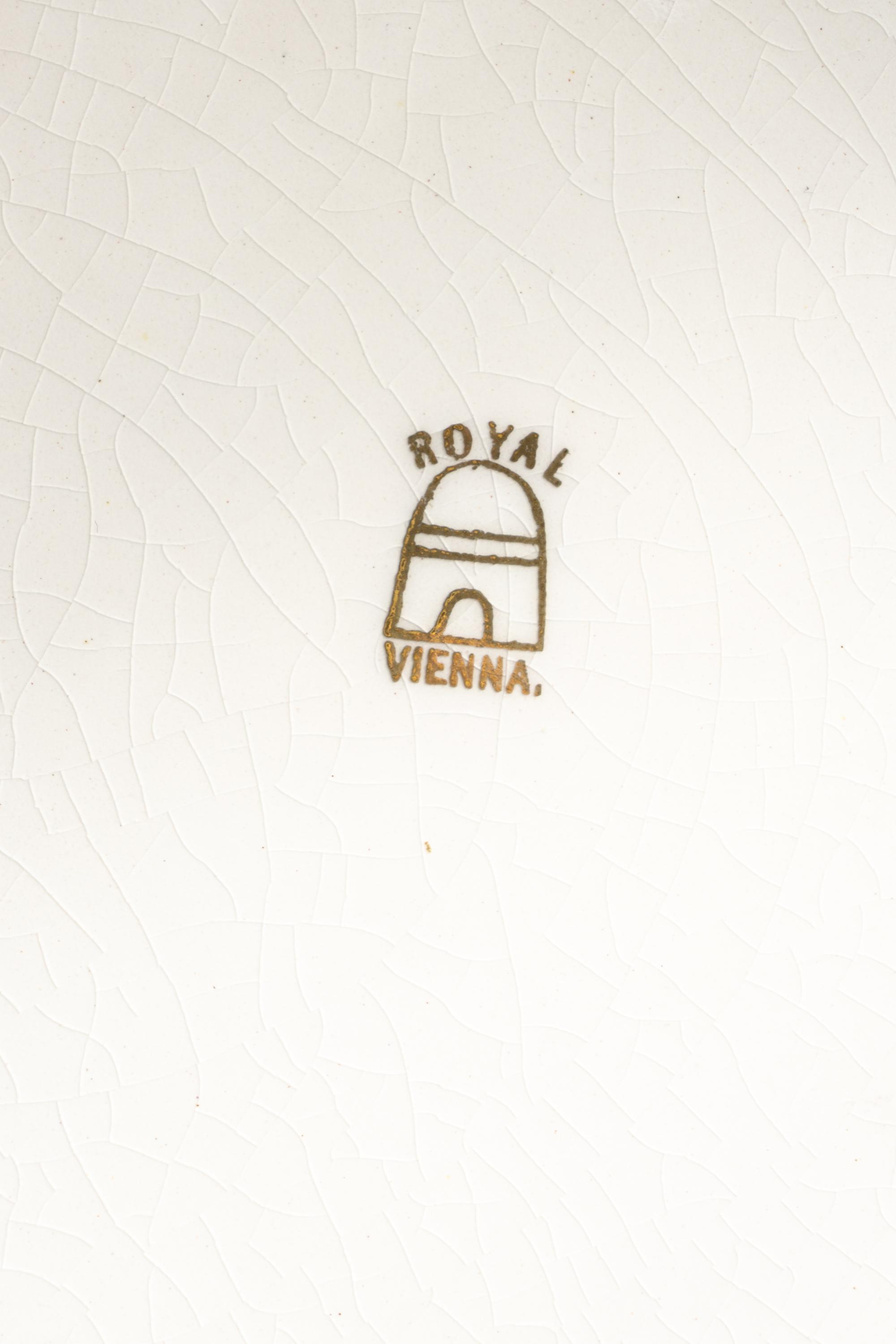 A Vienna Style Porcelain Plate