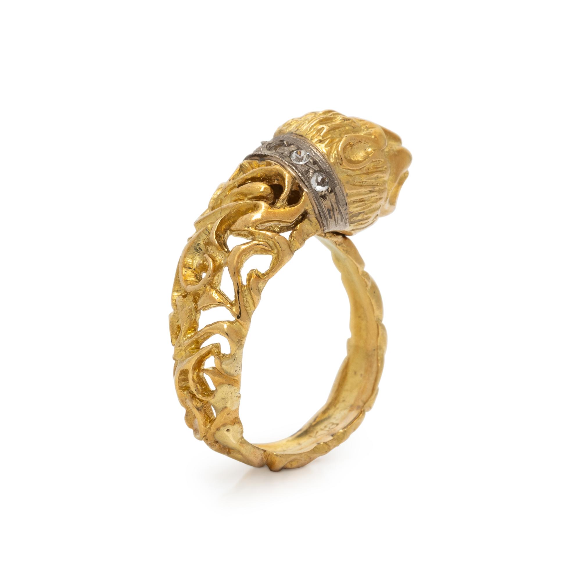 YELLOW GOLD LION RING