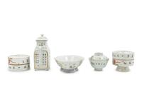 Four Chinese Famille Rose Porcelain Articles
