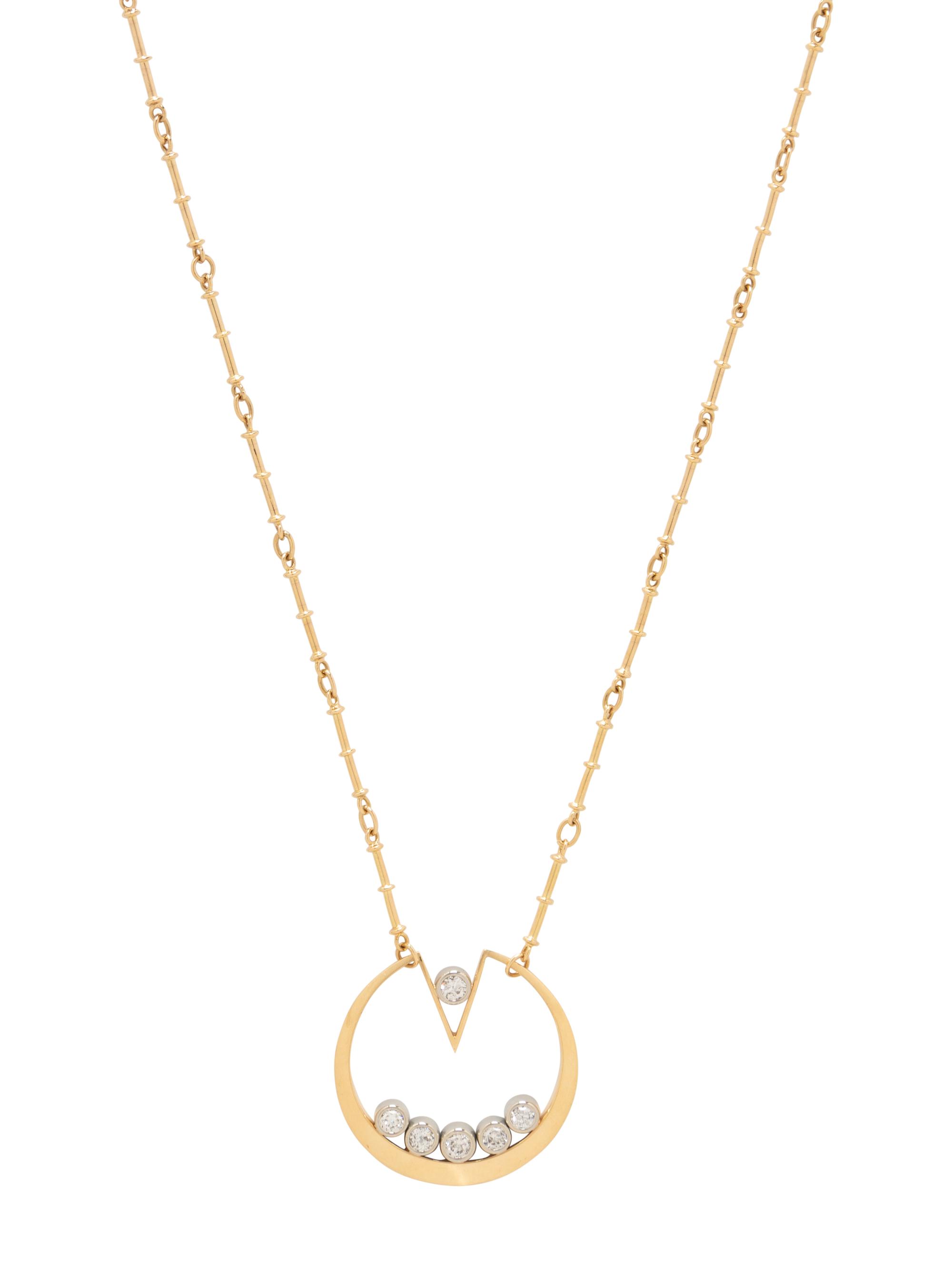 YELLOW GOLD AND DIAMOND PENDANT NECKLACE