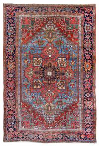 A Heriz Wool Rug 13 feet 4 inches x 9 feet. — EARLY 20TH CENTURY