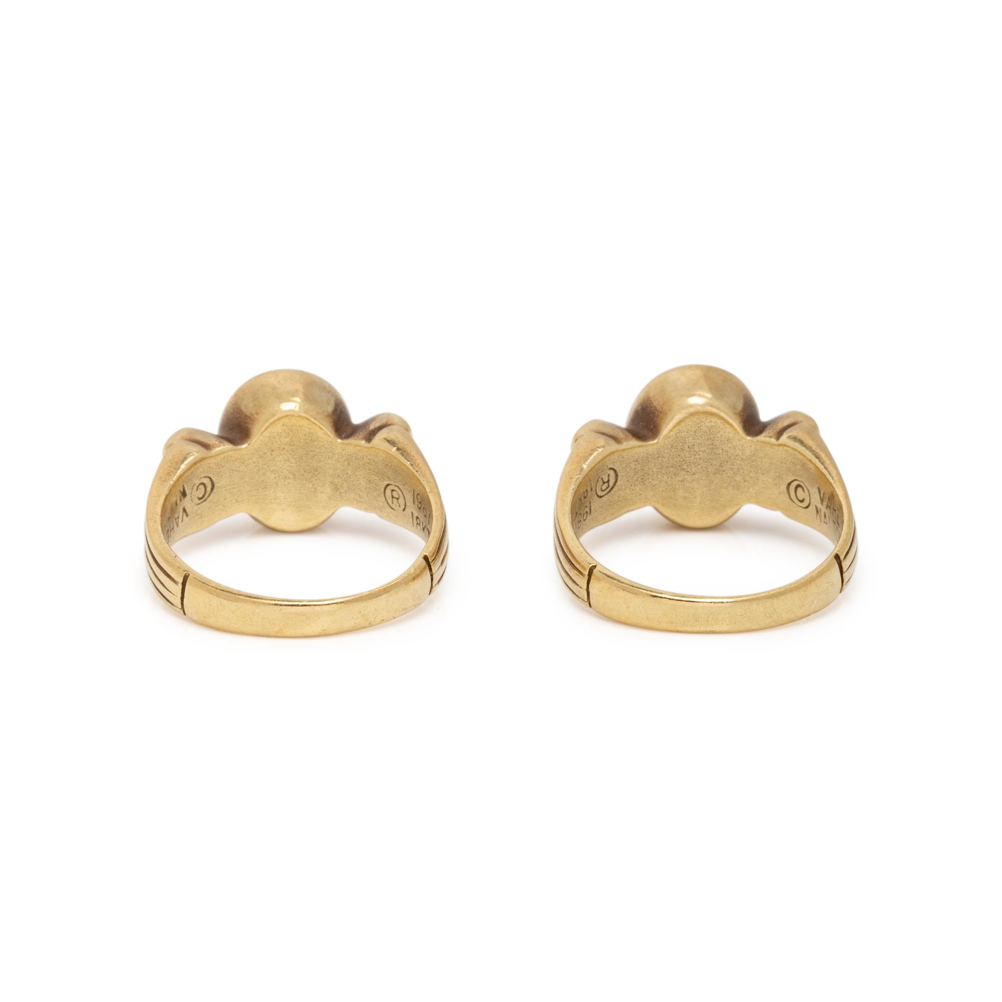 VAHE NALTCHAYAN, PAIR OF YELLOW GOLD AND HARDSTONE INTAGLIO RINGS