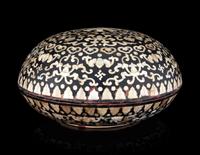 A Mother-of-Pearl Inlaid Black Lacquered Covered Box