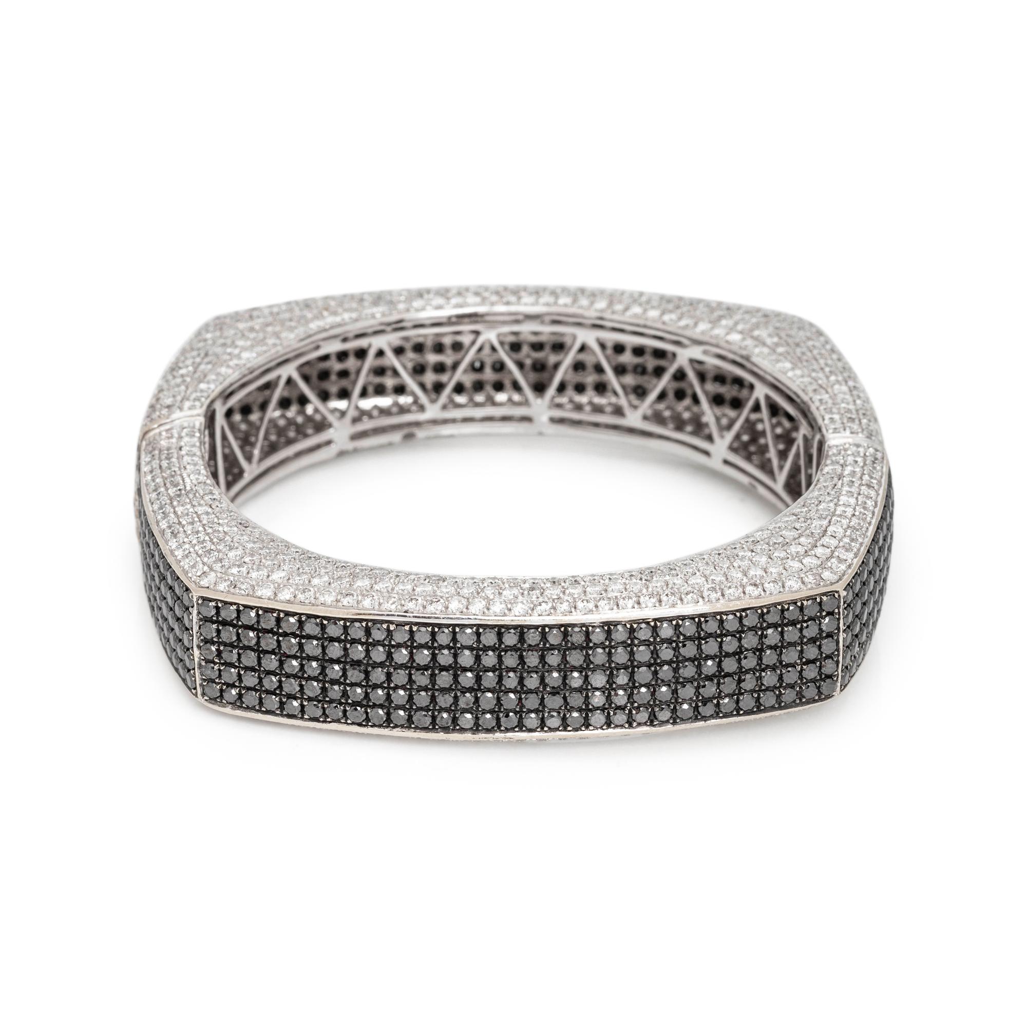 BLACK AND WHITE DIAMOND BANGLE BRACELET