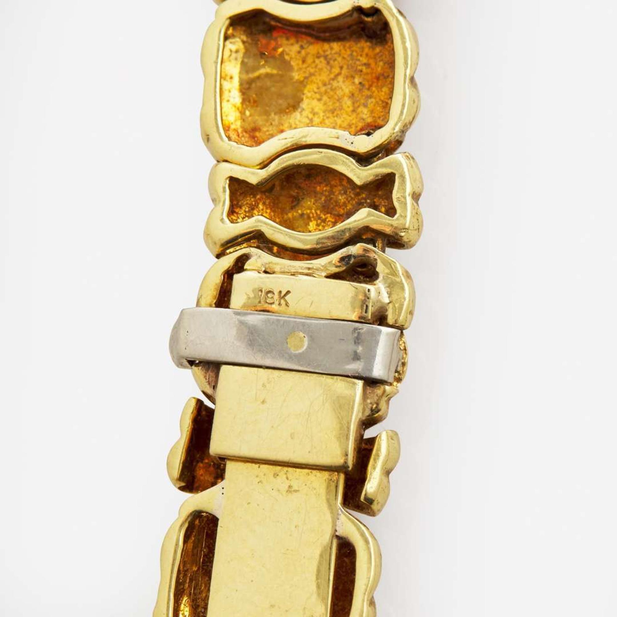 An 18K Yellow Gold and Diamond Necklace