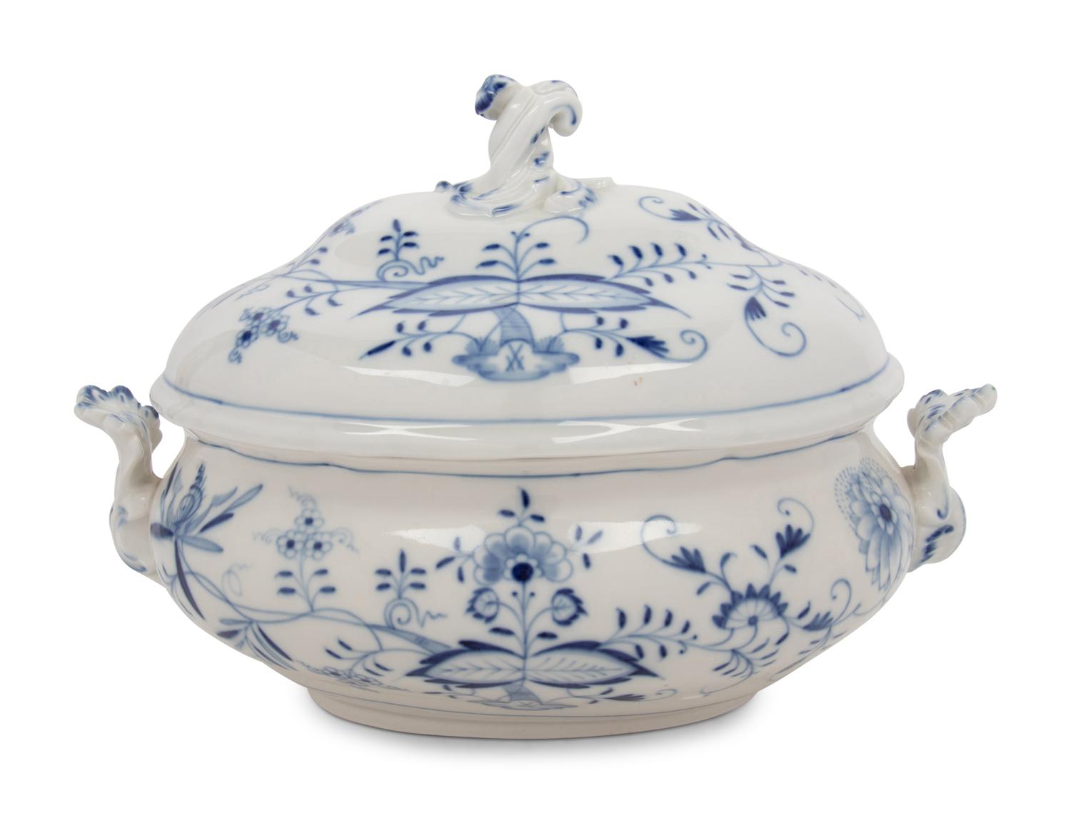 A Meissen Blue Onion Porcelain Tureen
