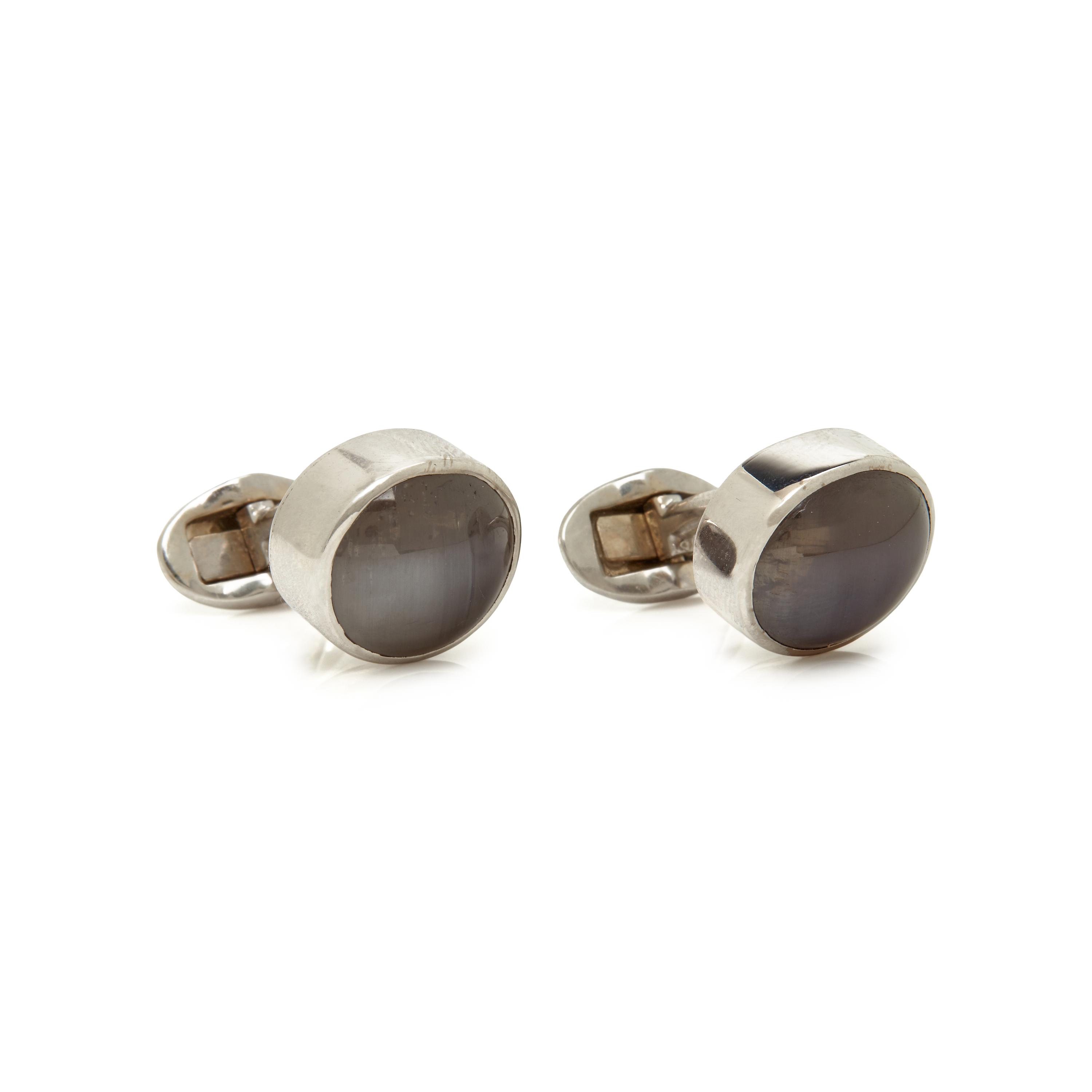 WHITE GOLD AND CAT'S EYE SILLIMANITE CUFFLINKS