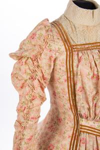 Printed Cotton and Lace Day Dress Trimmed with Velvet Ribbon, 1900