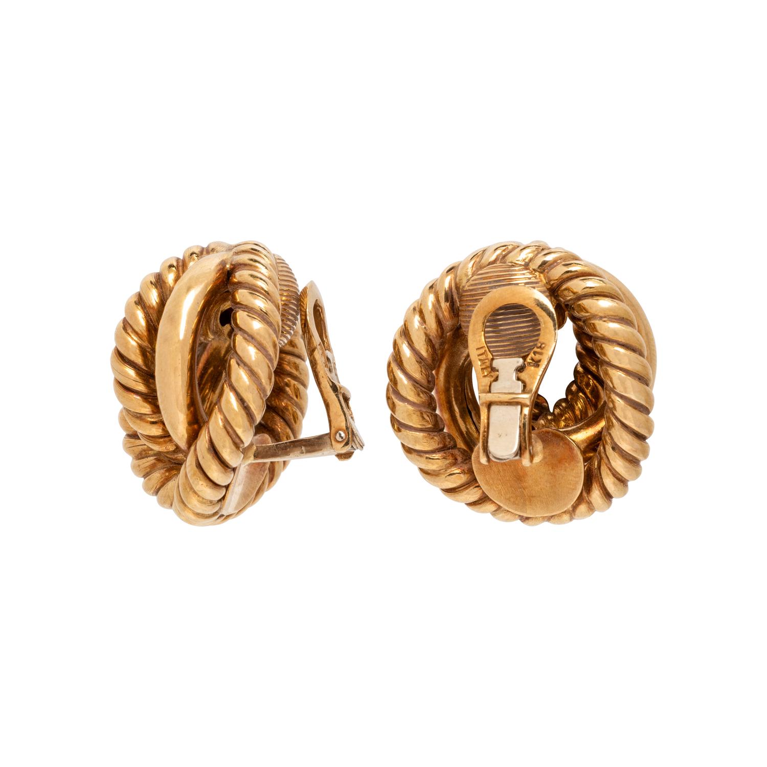 YELLOW GOLD KNOT CLIP EARRINGS AND RING