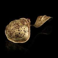 A Chinese Gold and Ruby Inset Ruyi -Shape Hair Ornament, Zan, Qing Dynasty 清 滇式嵌寶鏤空花卉紋如意金簪