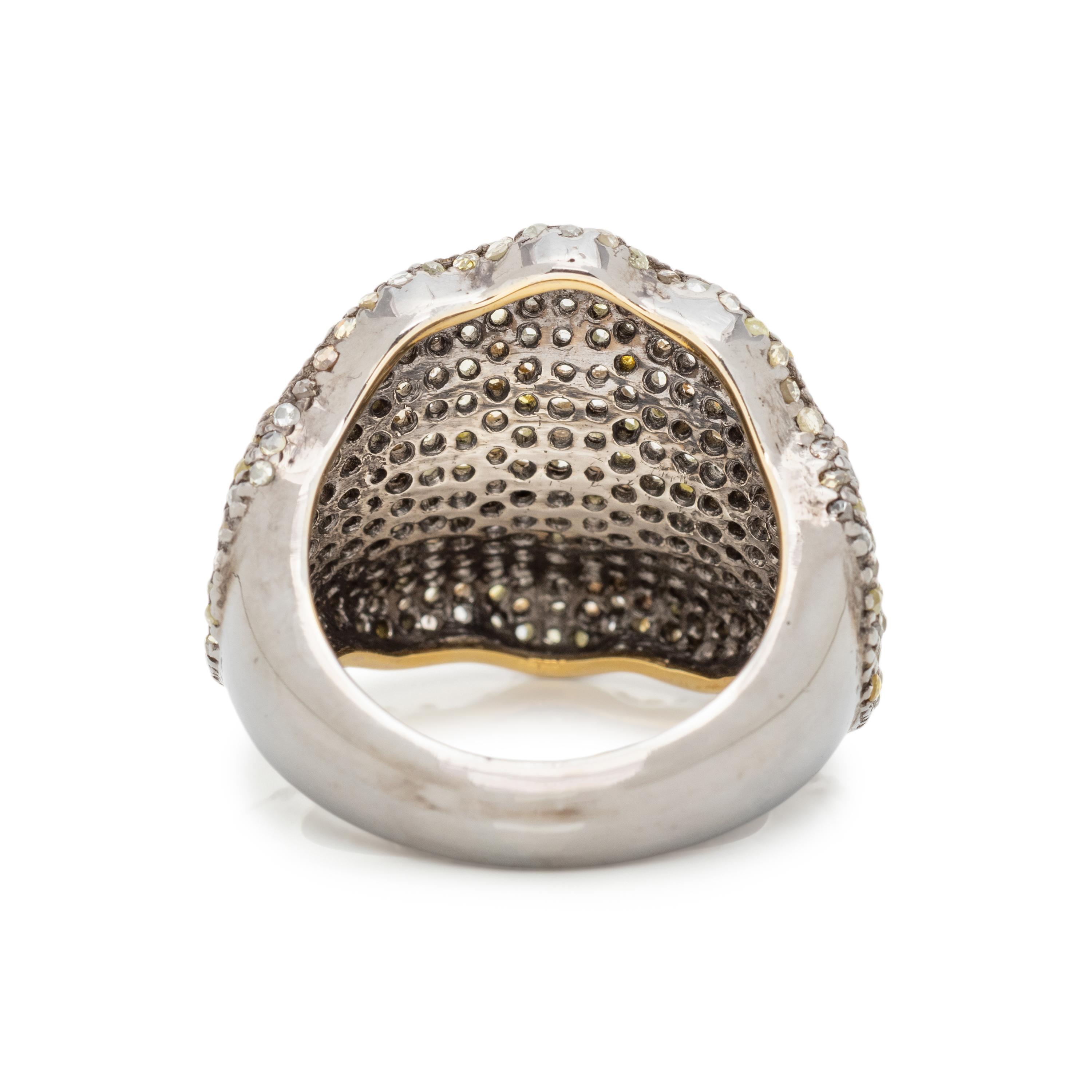 DIAMOND AND COLORED DIAMOND RING