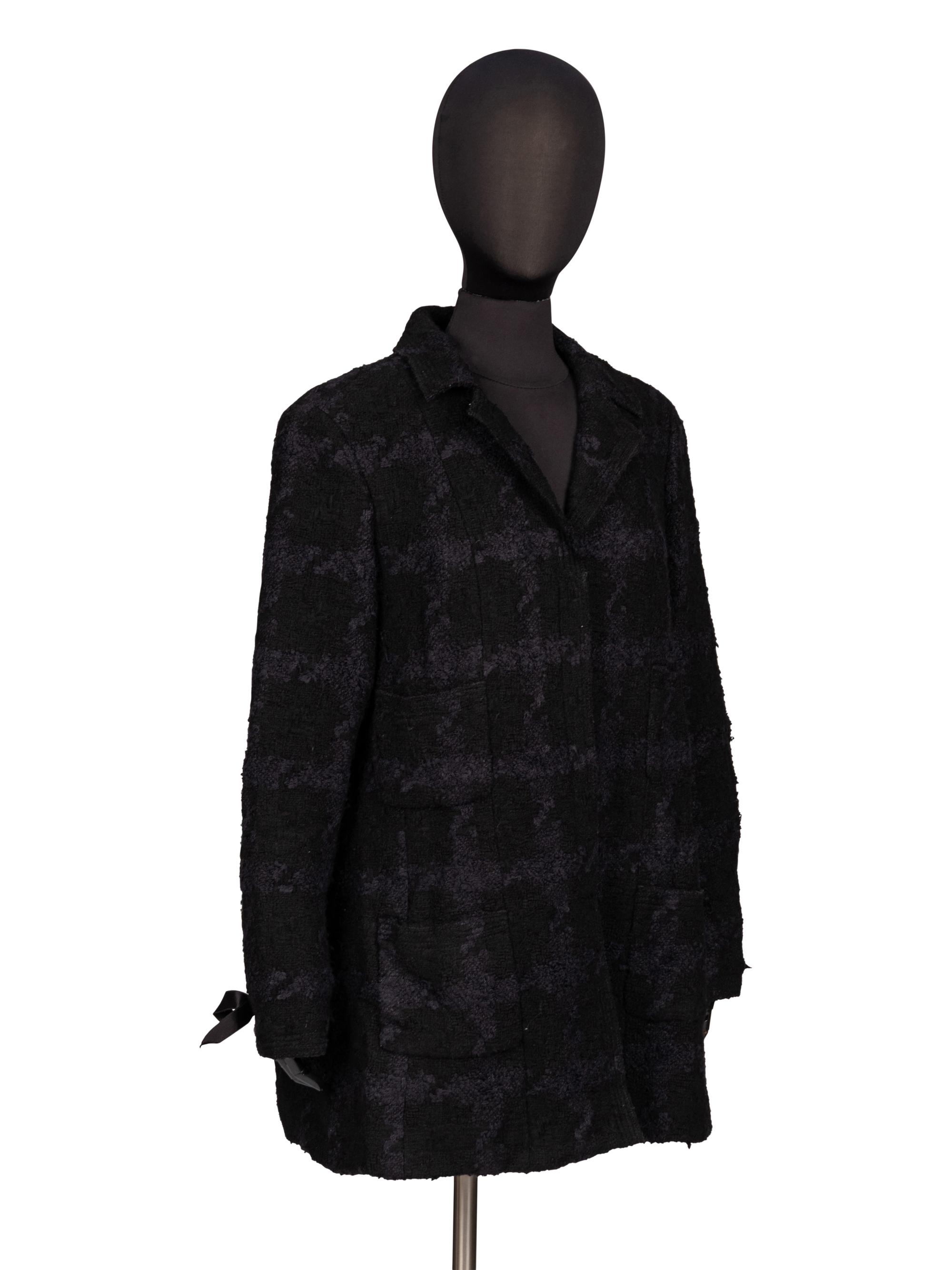 Chanel, B ouclé Tweed Jacket