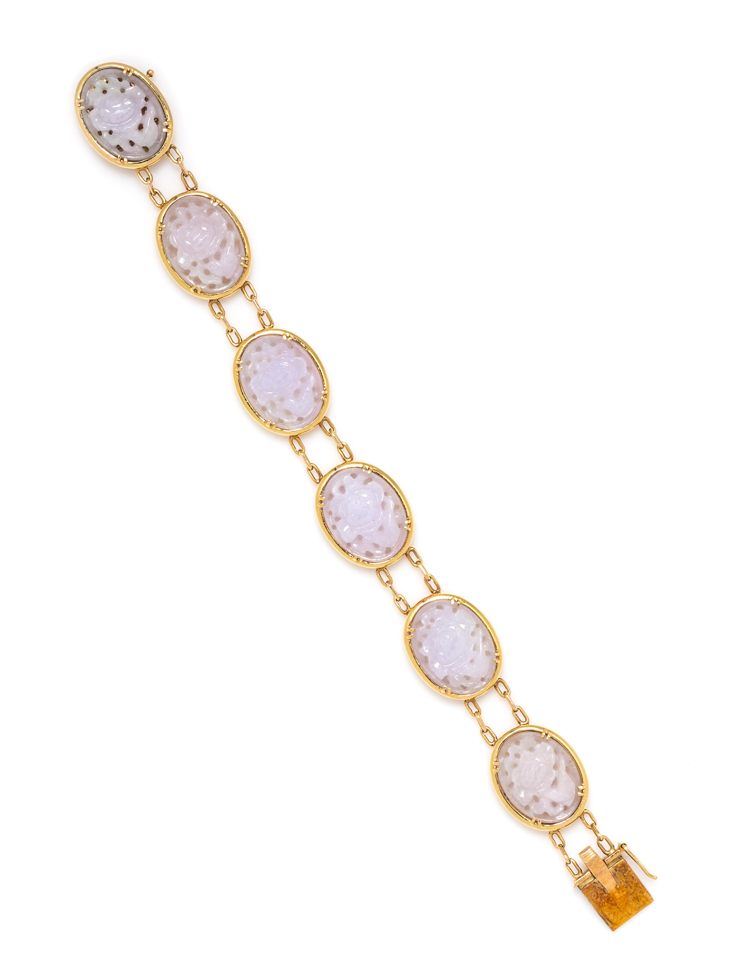 A 14 Karat Yellow Gold and Lavender Jade Bracelet, Gump's, 22.80 dwts.
