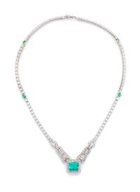 A Platinum, Emerald and Diamond Necklace, 17.00 dwts.