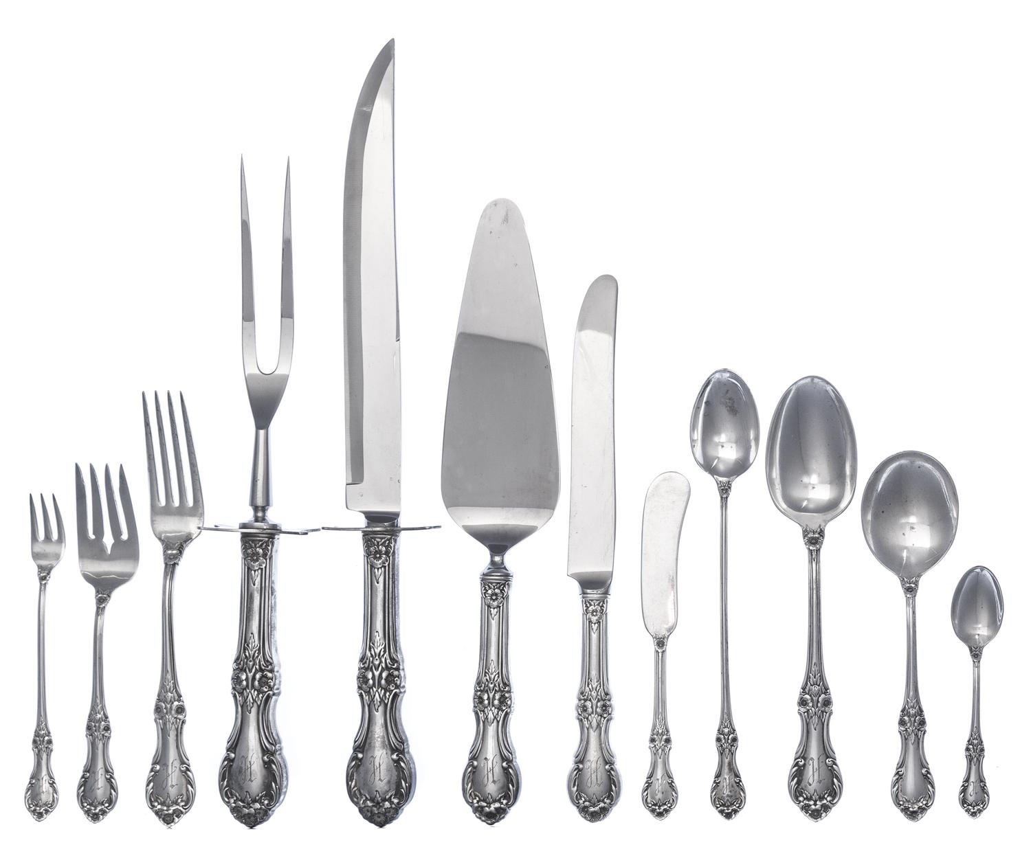An American Silver Flatware Service, International Silver Co., Meriden, CT, Wild Rose pattern, comprising: 12 dinner knives 8 dinner fo
