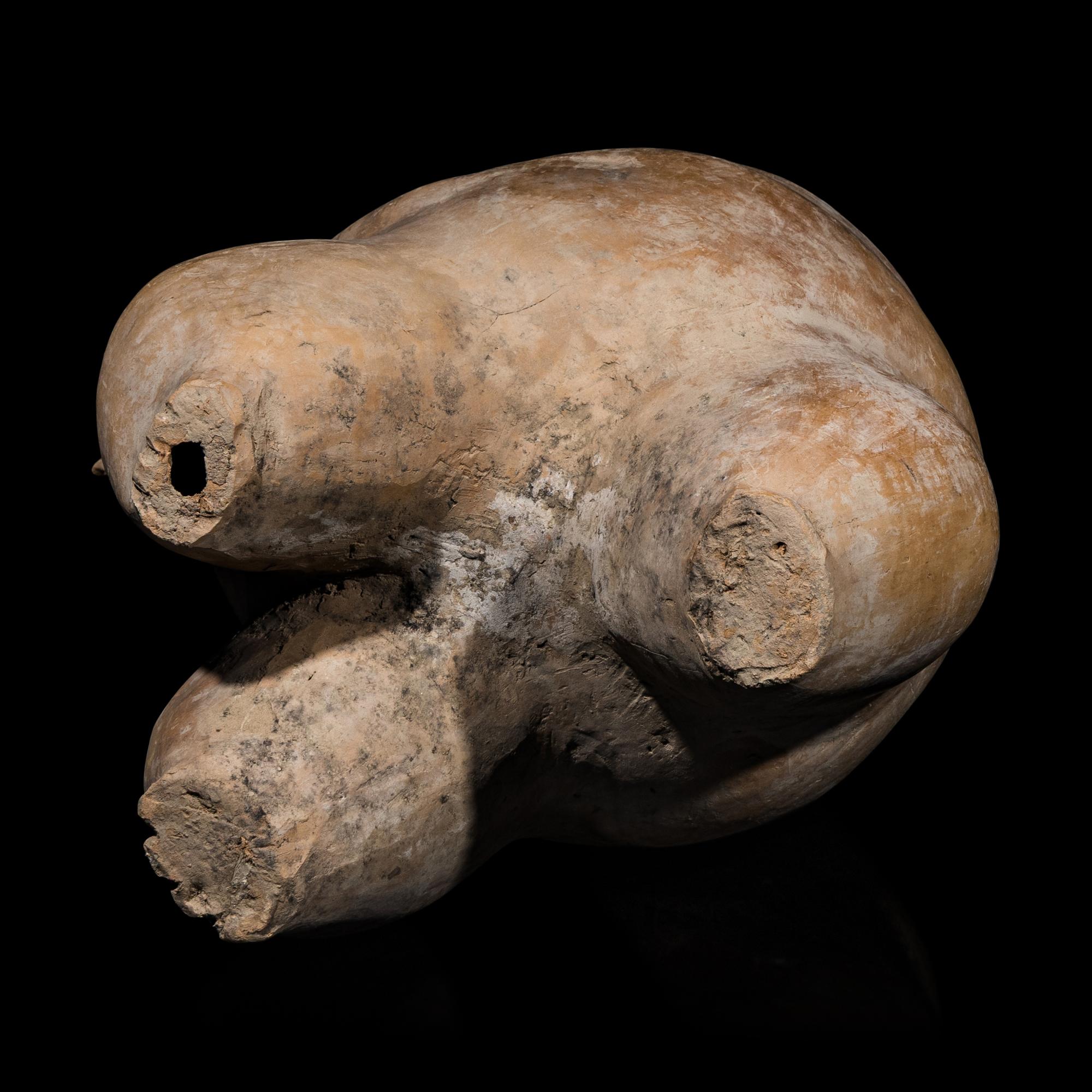 A Chinese Neolithic Pottery 'Eagle' Pot, Qijia Culture — 齊家文化 陶鷹形三足罐