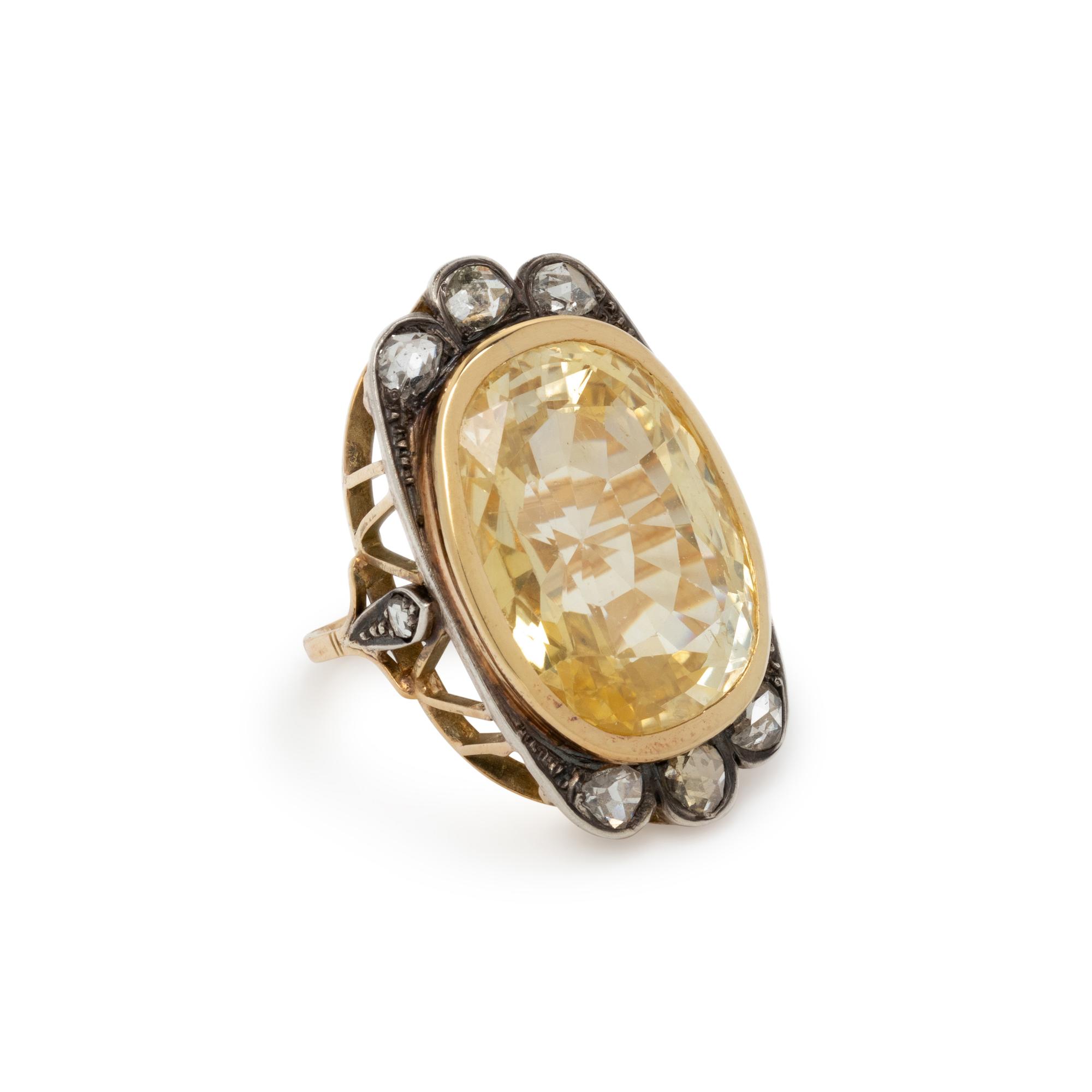 YELLOW SAPPHIRE AND DIAMOND RING
