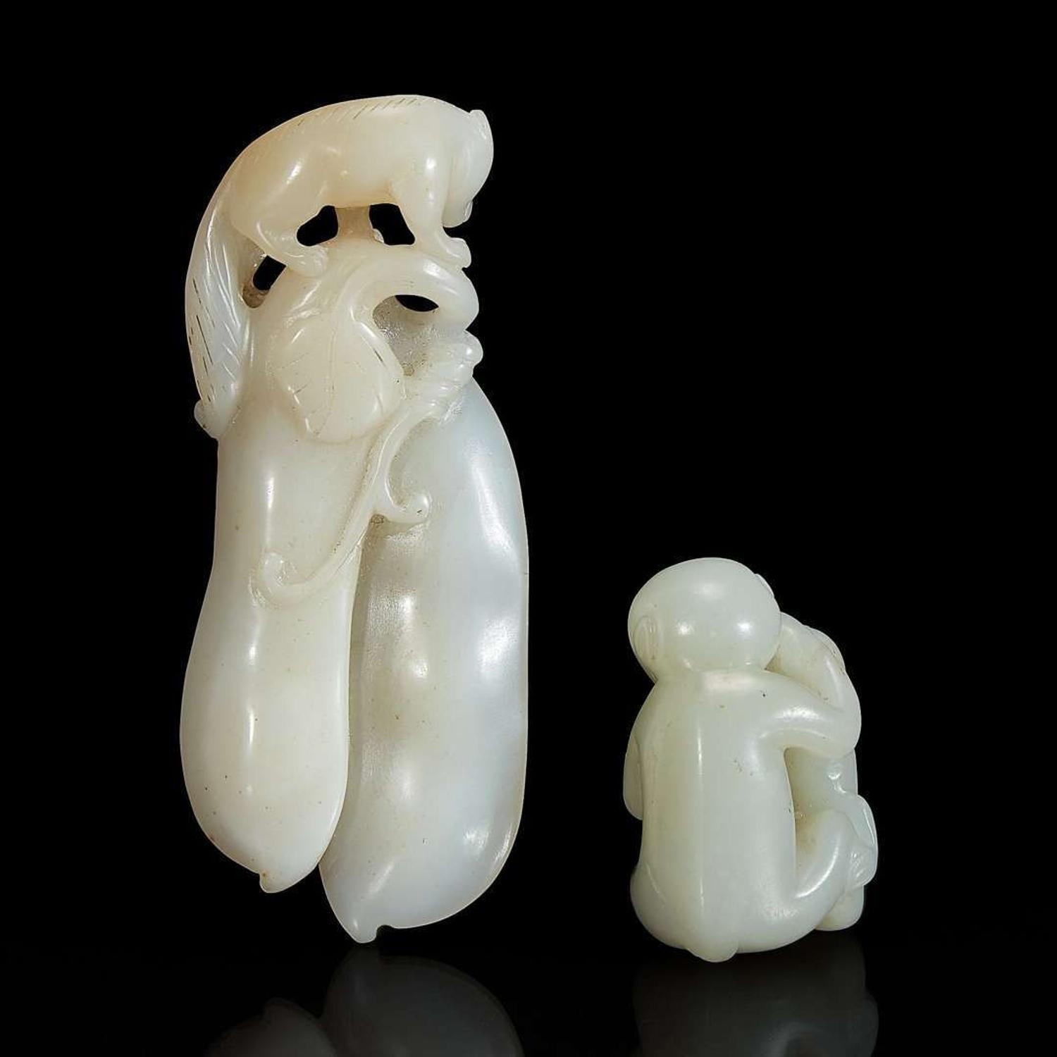 Two Chinese white jade pendants Qing dynasty