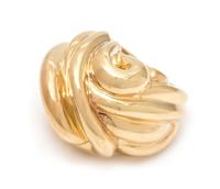 An 18 Karat Yellow Gold Bombe Ring, 18.20 dwts.